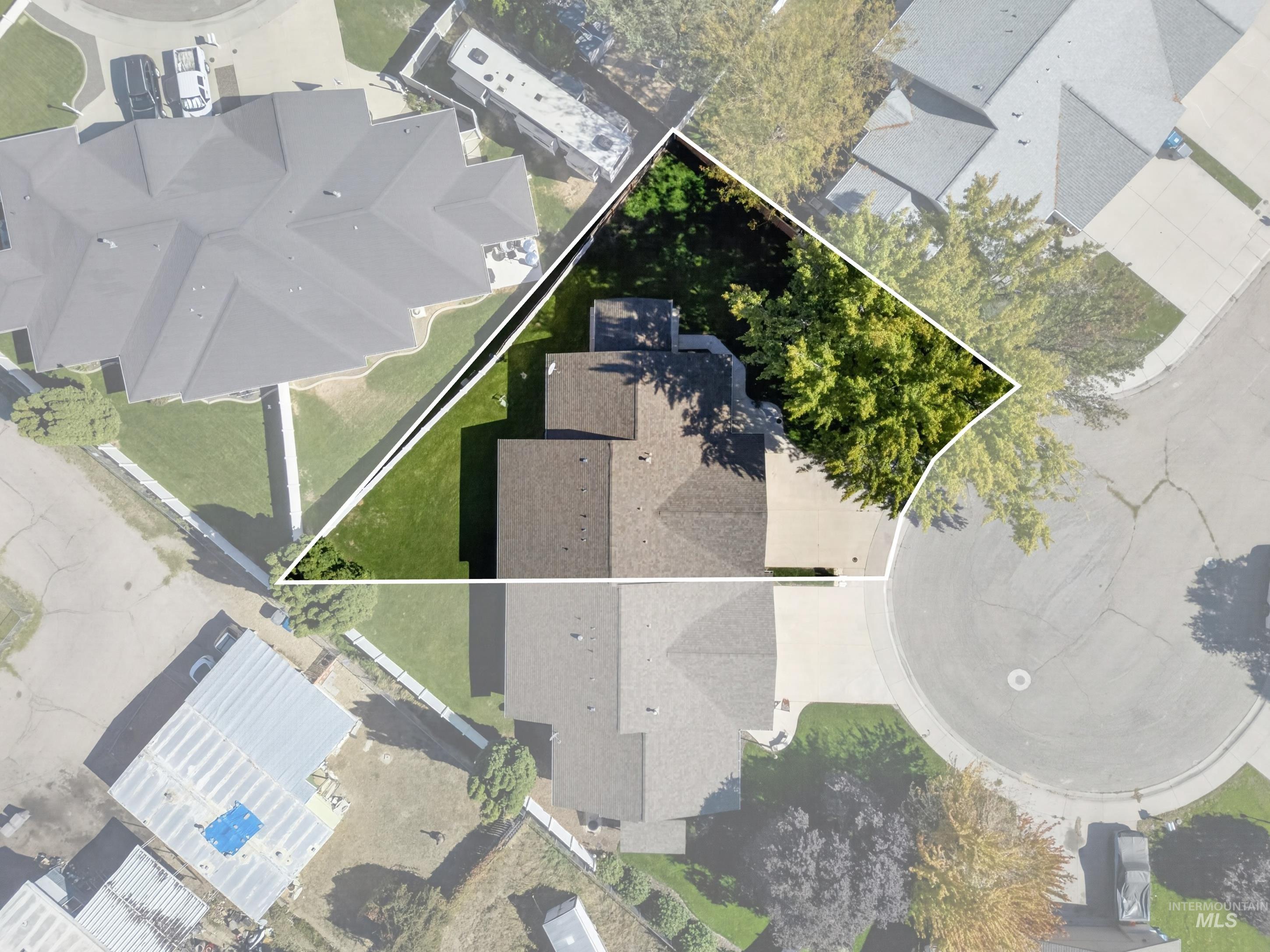 716 W Benton Ave., Nampa, Idaho 83651, 2 Bedrooms, 2 Bathrooms, Residential For Sale, Price $350,000,MLS 99001682
