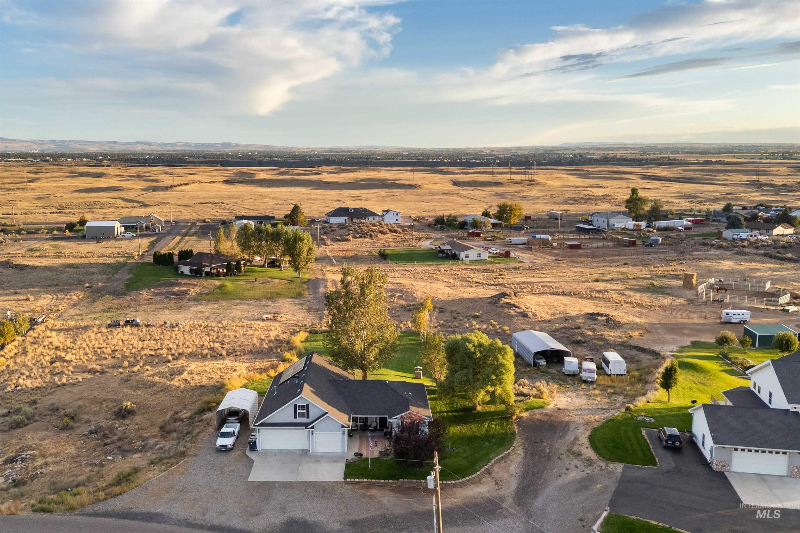 567 Smokey Mountain Dr., Jerome, Idaho 83338, 4 Bedrooms, 3 Bathrooms, Residential For Sale, Price $595,000,MLS 99001689