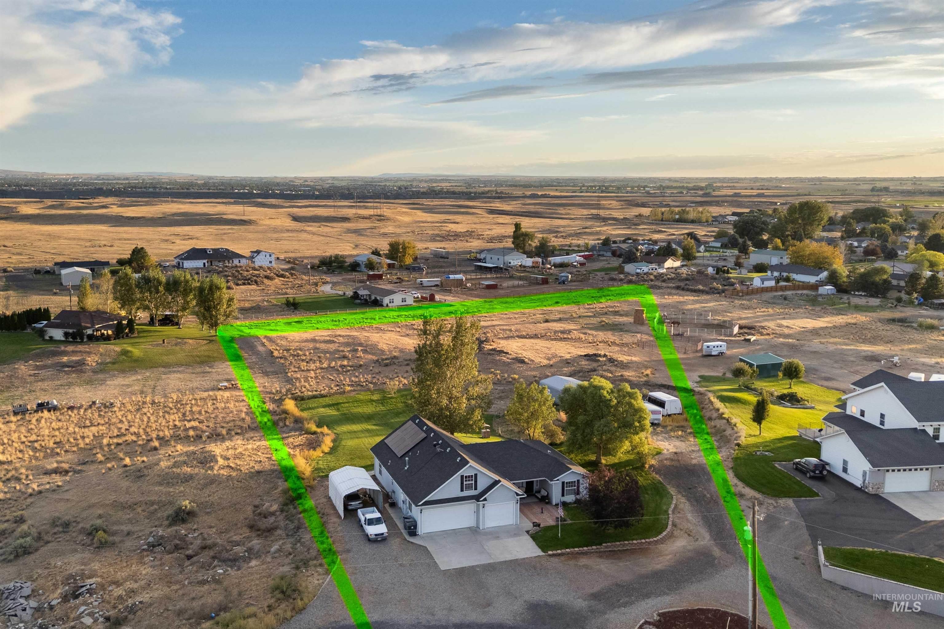 567 Smokey Mountain Dr., Jerome, Idaho 83338, 4 Bedrooms, 3 Bathrooms, Residential For Sale, Price $595,000,MLS 99001689