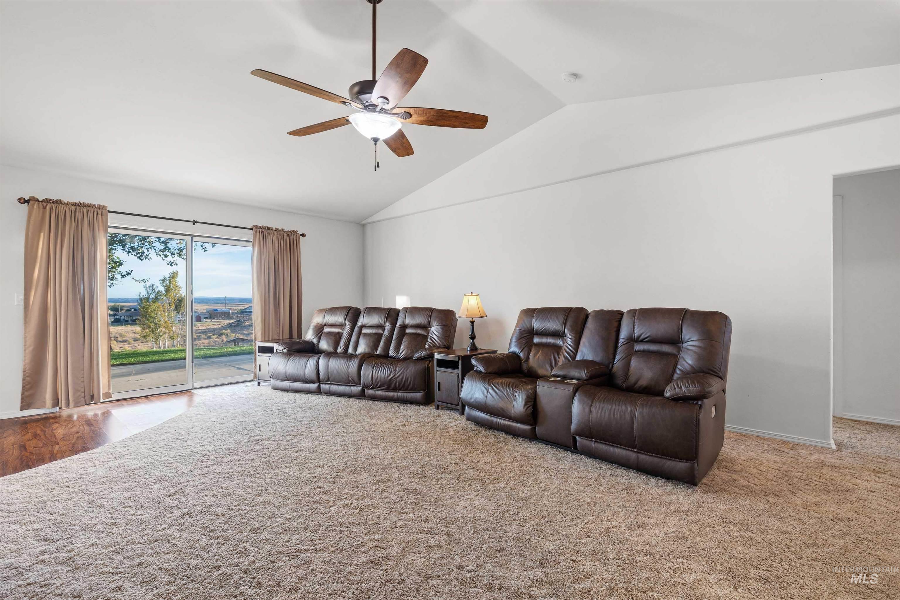 567 Smokey Mountain Dr., Jerome, Idaho 83338, 4 Bedrooms, 3 Bathrooms, Residential For Sale, Price $595,000,MLS 99001689