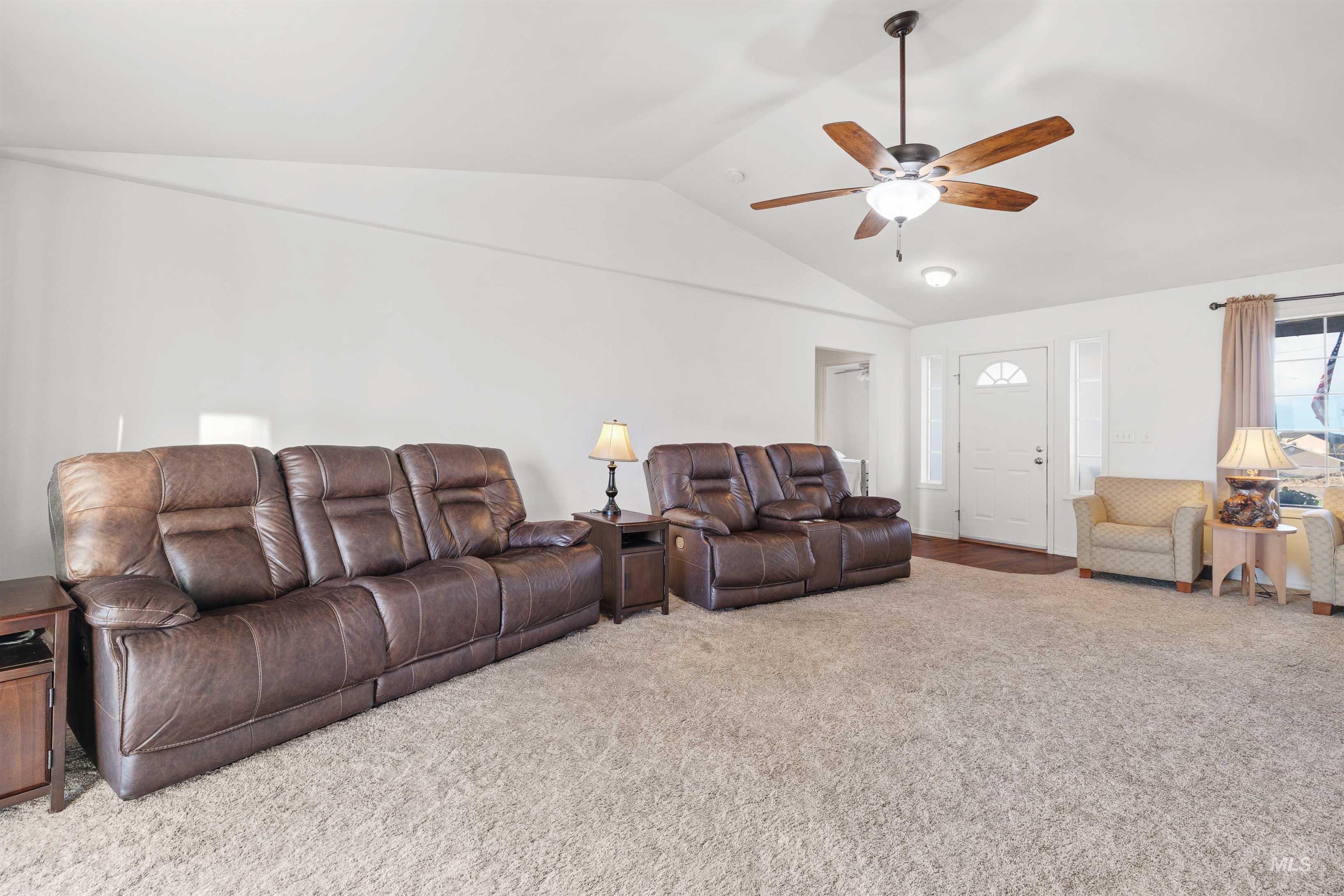 567 Smokey Mountain Dr., Jerome, Idaho 83338, 4 Bedrooms, 3 Bathrooms, Residential For Sale, Price $595,000,MLS 99001689