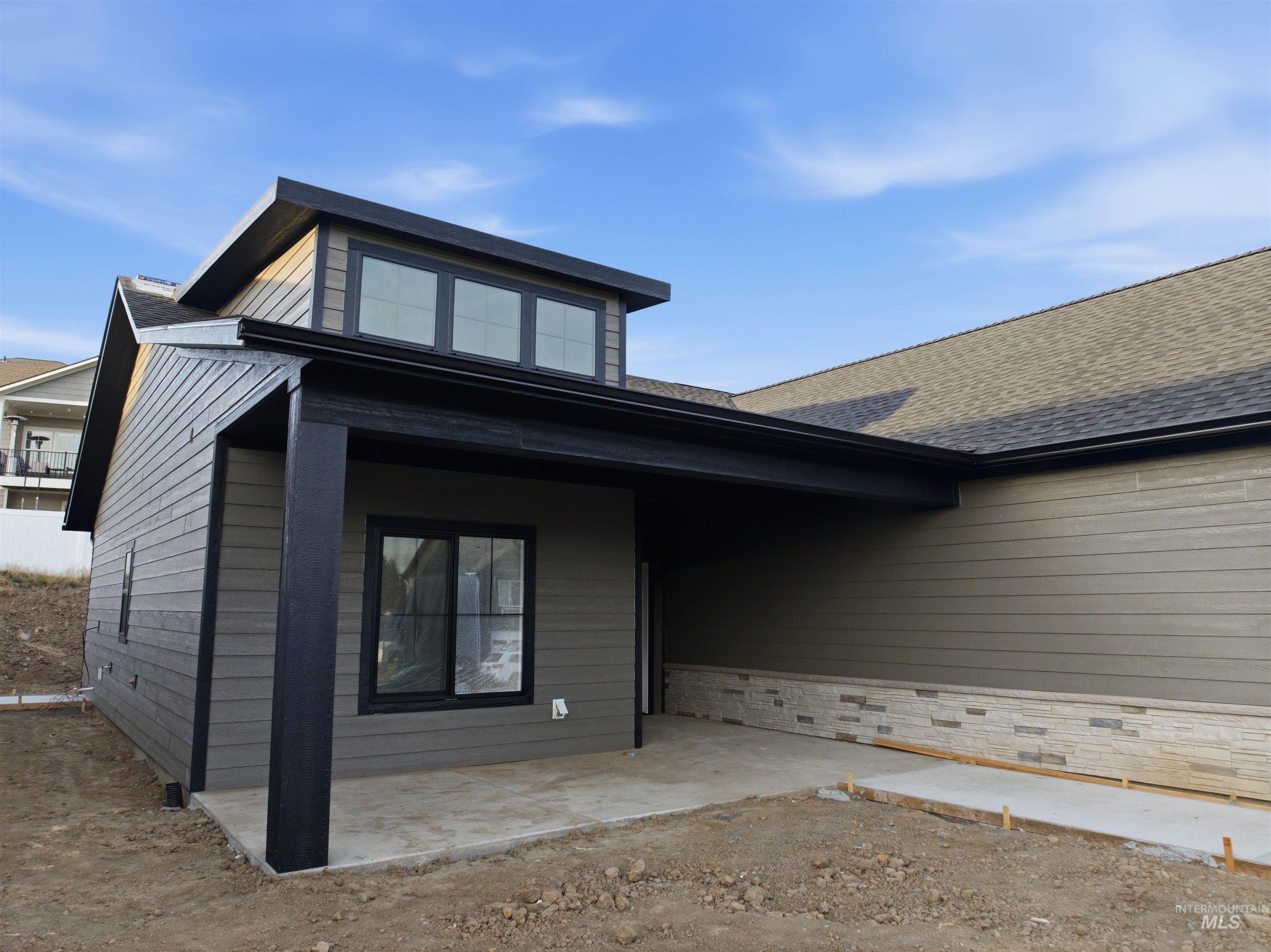 2830 Cyprus Court, Moscow, Idaho 83843, 3 Bedrooms, 2 Bathrooms, Residential For Sale, Price $575,000,MLS 99001692