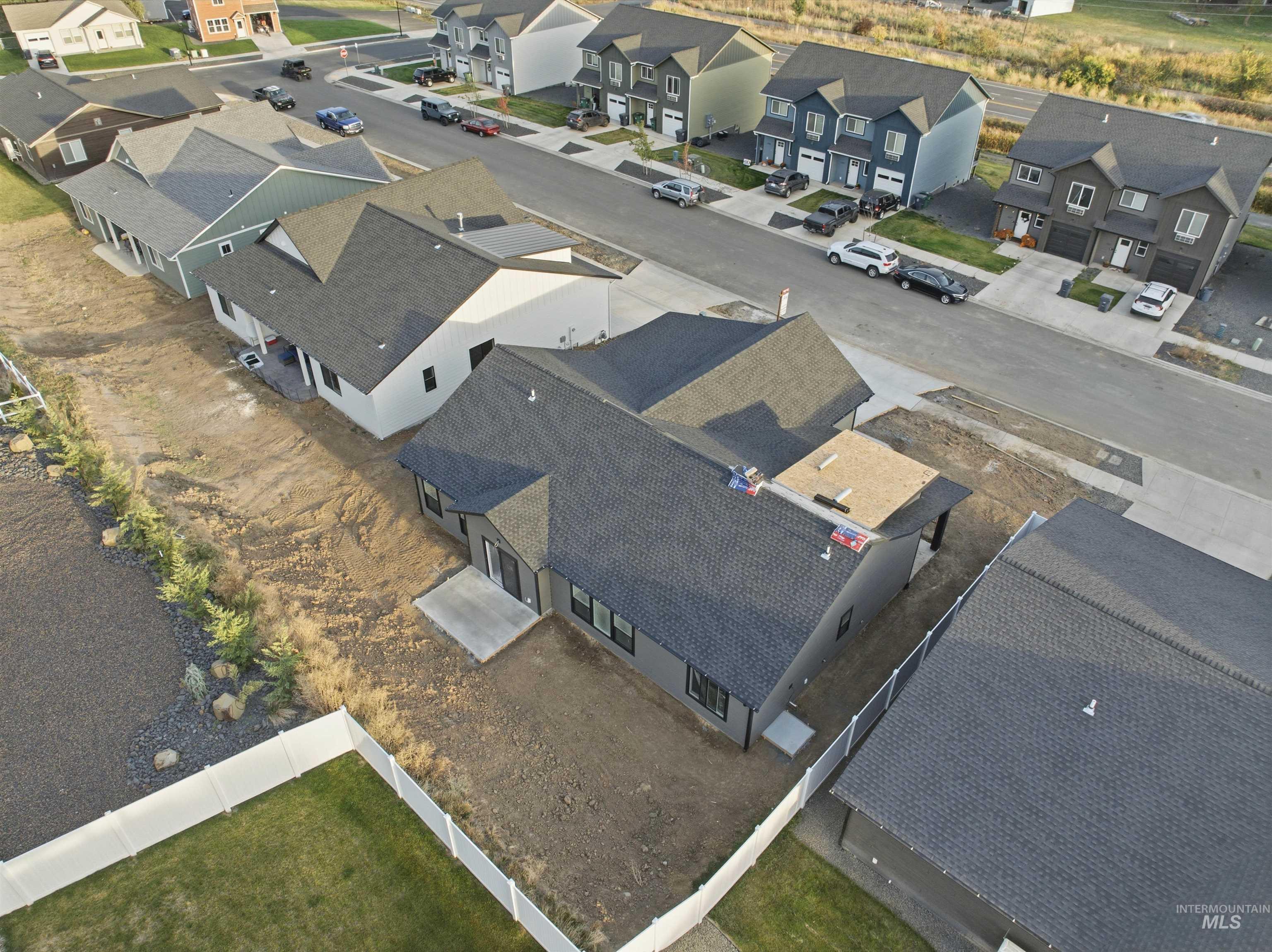 2830 Cyprus Court, Moscow, Idaho 83843, 3 Bedrooms, 2 Bathrooms, Residential For Sale, Price $575,000,MLS 99001692