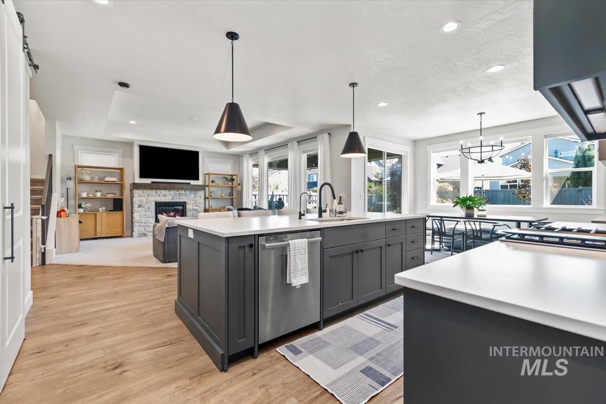 10393 Millgrain St., Nampa, Idaho 83687, 3 Bedrooms, 2.5 Bathrooms, Residential For Sale, Price $699,000,MLS 99001702