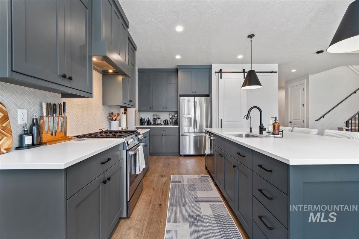 10393 Millgrain St., Nampa, Idaho 83687, 3 Bedrooms, 2.5 Bathrooms, Residential For Sale, Price $699,000,MLS 99001702