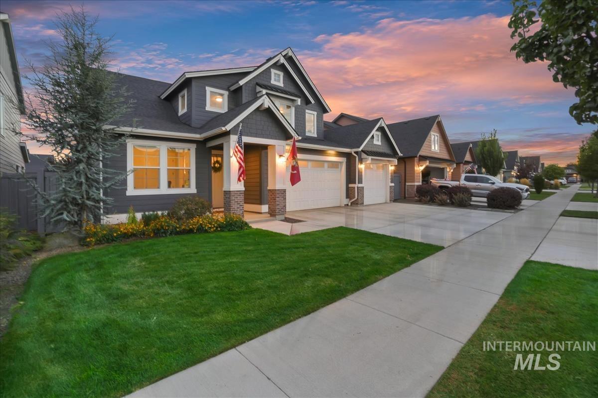 10393 Millgrain St., Nampa, Idaho 83687, 3 Bedrooms, 2.5 Bathrooms, Residential For Sale, Price $699,000,MLS 99001702