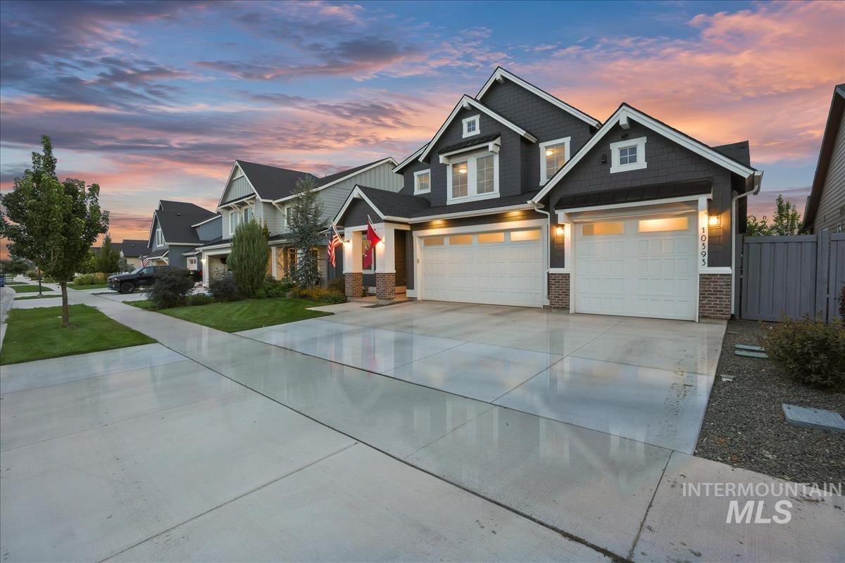 10393 Millgrain St., Nampa, Idaho 83687, 3 Bedrooms, 2.5 Bathrooms, Residential For Sale, Price $699,000,MLS 99001702