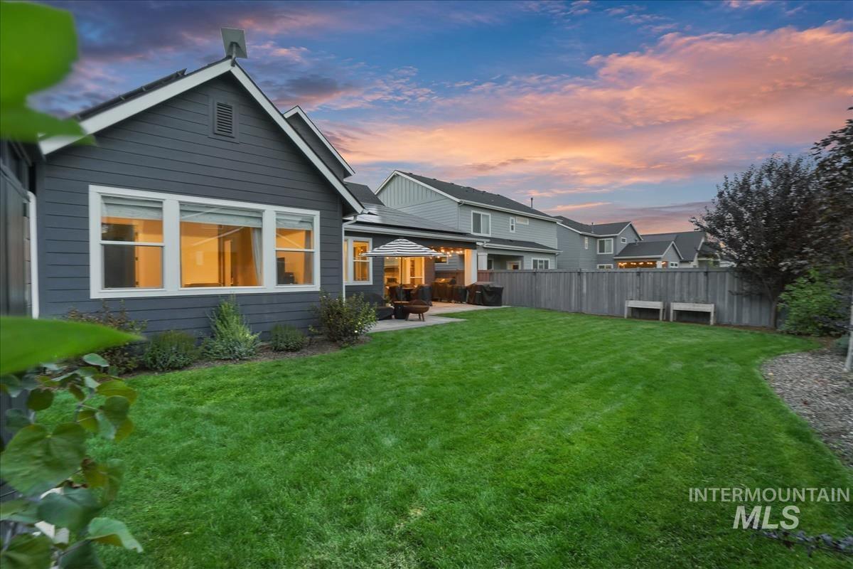 10393 Millgrain St., Nampa, Idaho 83687, 3 Bedrooms, 2.5 Bathrooms, Residential For Sale, Price $699,000,MLS 99001702