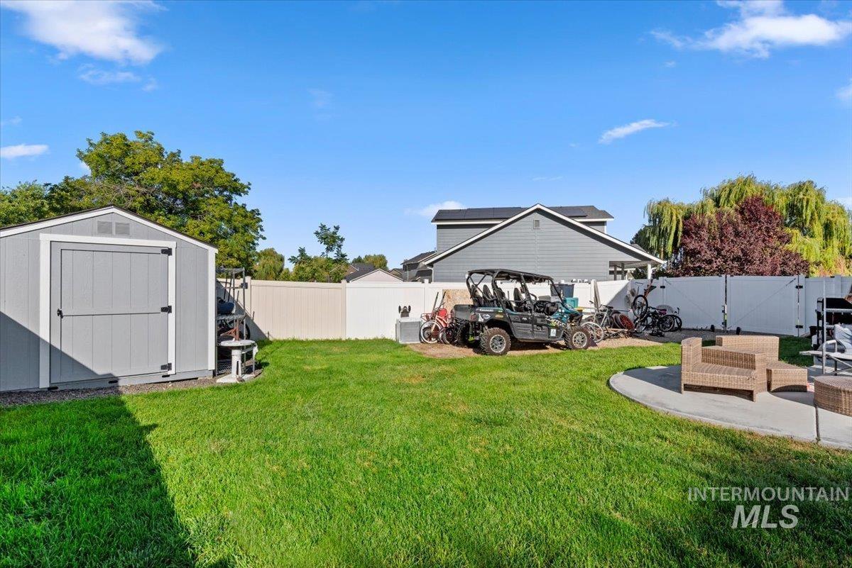313 Bisque Dr., Caldwell, Idaho 83605, 4 Bedrooms, 2.5 Bathrooms, Residential For Sale, Price $440,000,MLS 99001709