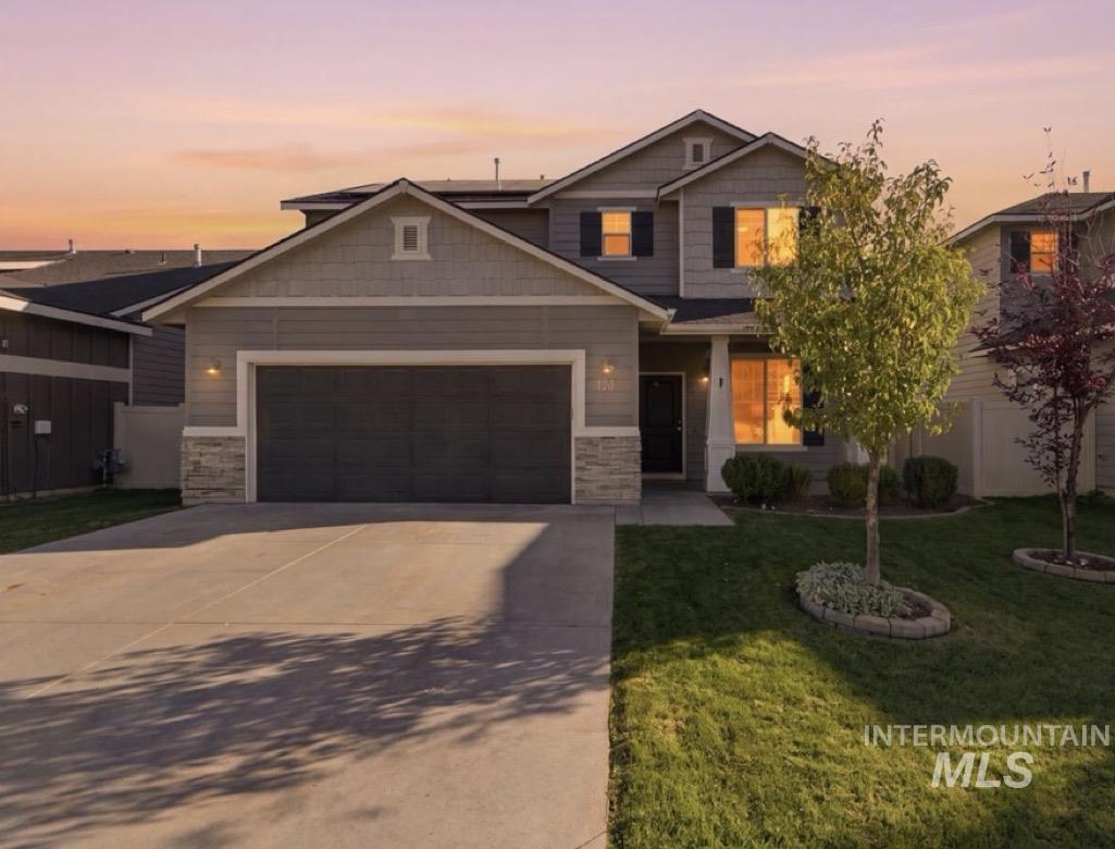 124 S Sunset Point Way, Meridian, Idaho 83642, 4 Bedrooms, 2.5 Bathrooms, Residential For Sale, Price $510,000,MLS 99001712