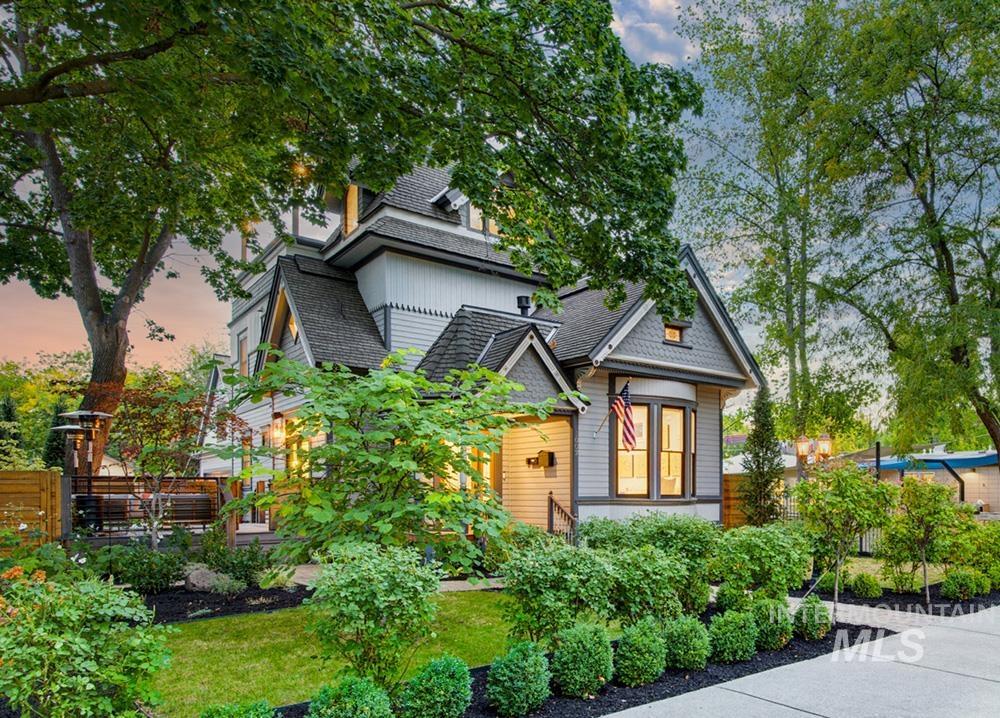 1007 N 8th St, Boise, Idaho 83702, 4 Bedrooms, 4 Bathrooms, Residential For Sale, Price $1,398,000,MLS 99001716