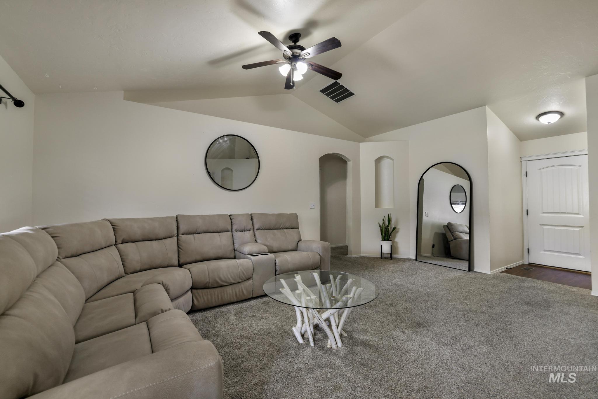 380 Noble St, Twin Falls, Idaho 83301, 3 Bedrooms, 2 Bathrooms, Residential For Sale, Price $355,000,MLS 99001720