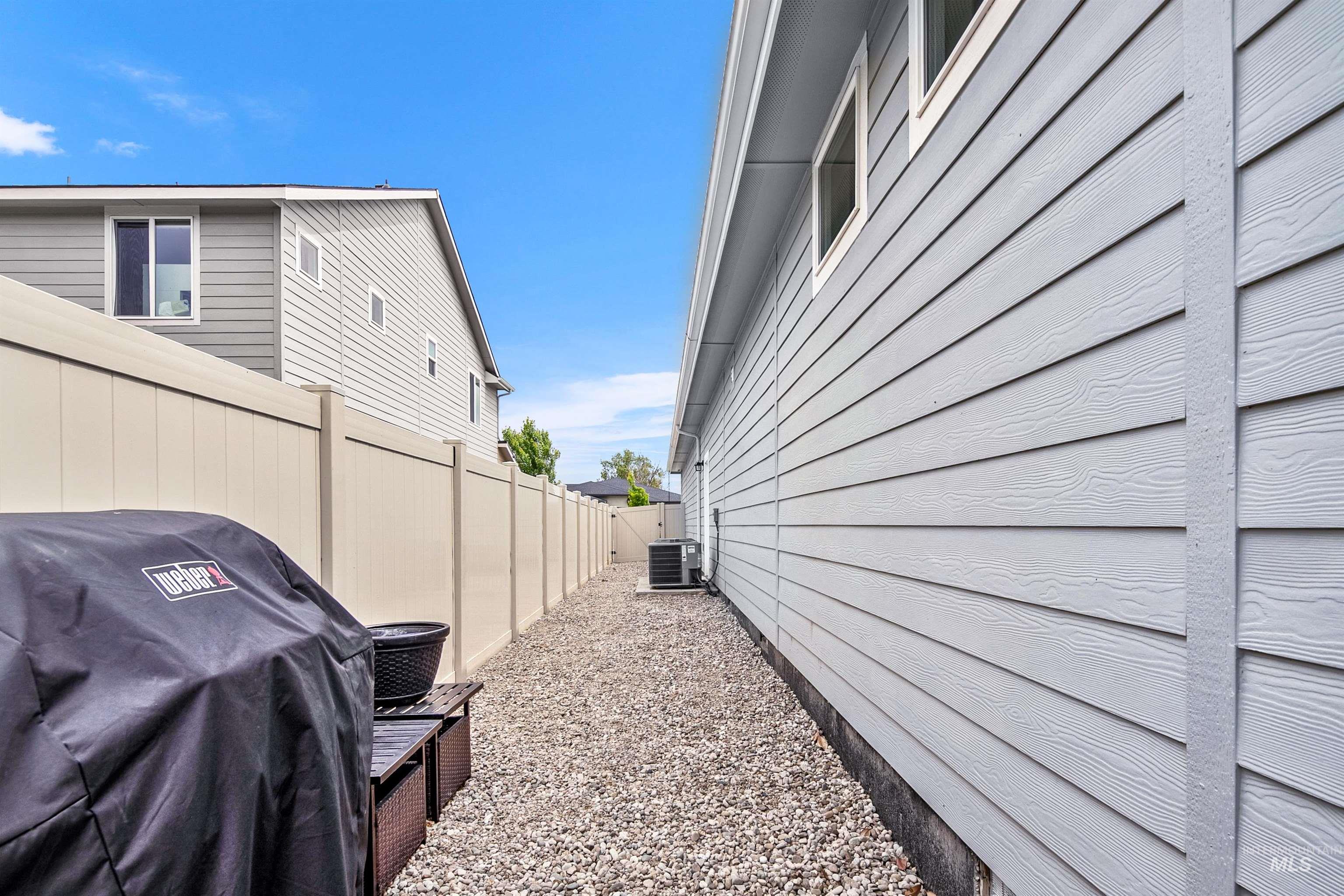 5345 S Mesa Trail Way, Meridian, Idaho 83634, 4 Bedrooms, 2.5 Bathrooms, Residential For Sale, Price $829,900,MLS 99001721