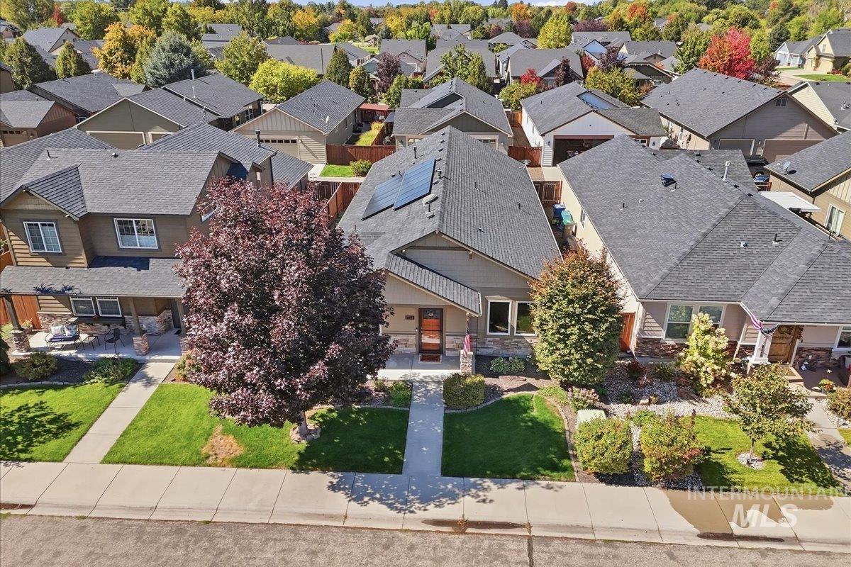 7733 N Abe Avenue, Boise, Idaho 83714, 3 Bedrooms, 2 Bathrooms, Residential For Sale, Price $539,000,MLS 99001739