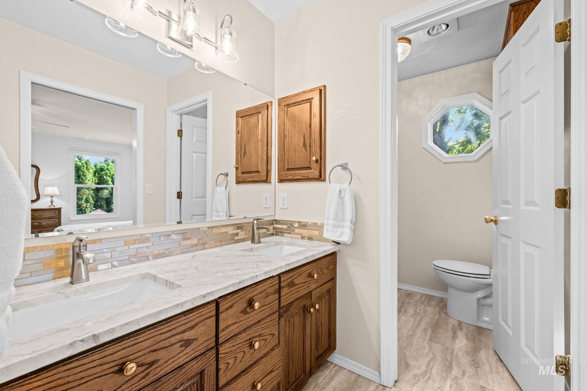 5053 N Fifeshire Pl, Boise, Idaho 83713, 6 Bedrooms, 4.5 Bathrooms, Residential For Sale, Price $999,000,MLS 99001740