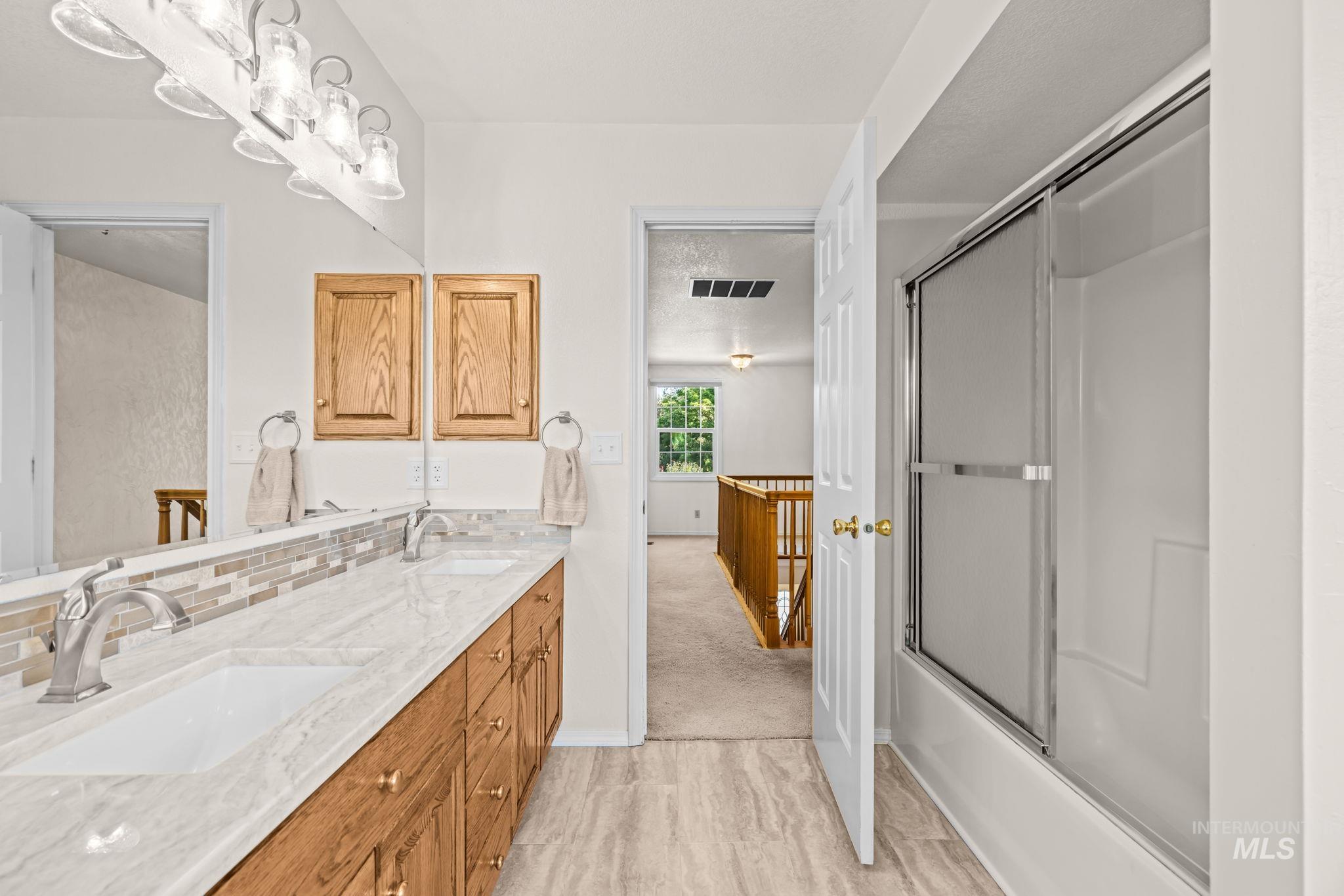 5053 N Fifeshire Pl, Boise, Idaho 83713, 6 Bedrooms, 4.5 Bathrooms, Residential For Sale, Price $999,000,MLS 99001740