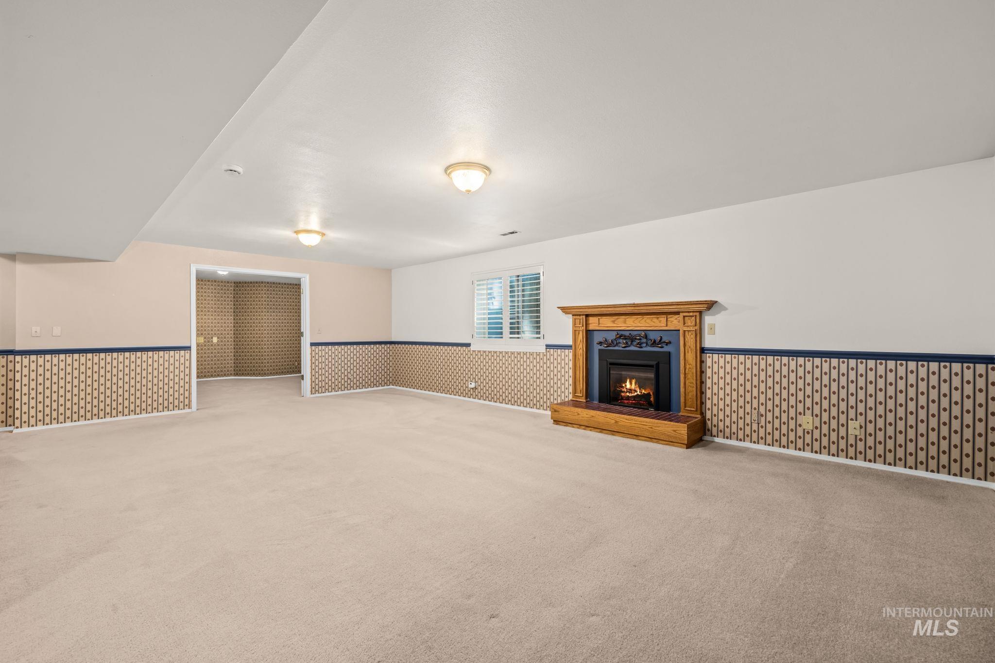 5053 N Fifeshire Pl, Boise, Idaho 83713, 6 Bedrooms, 4.5 Bathrooms, Residential For Sale, Price $999,000,MLS 99001740