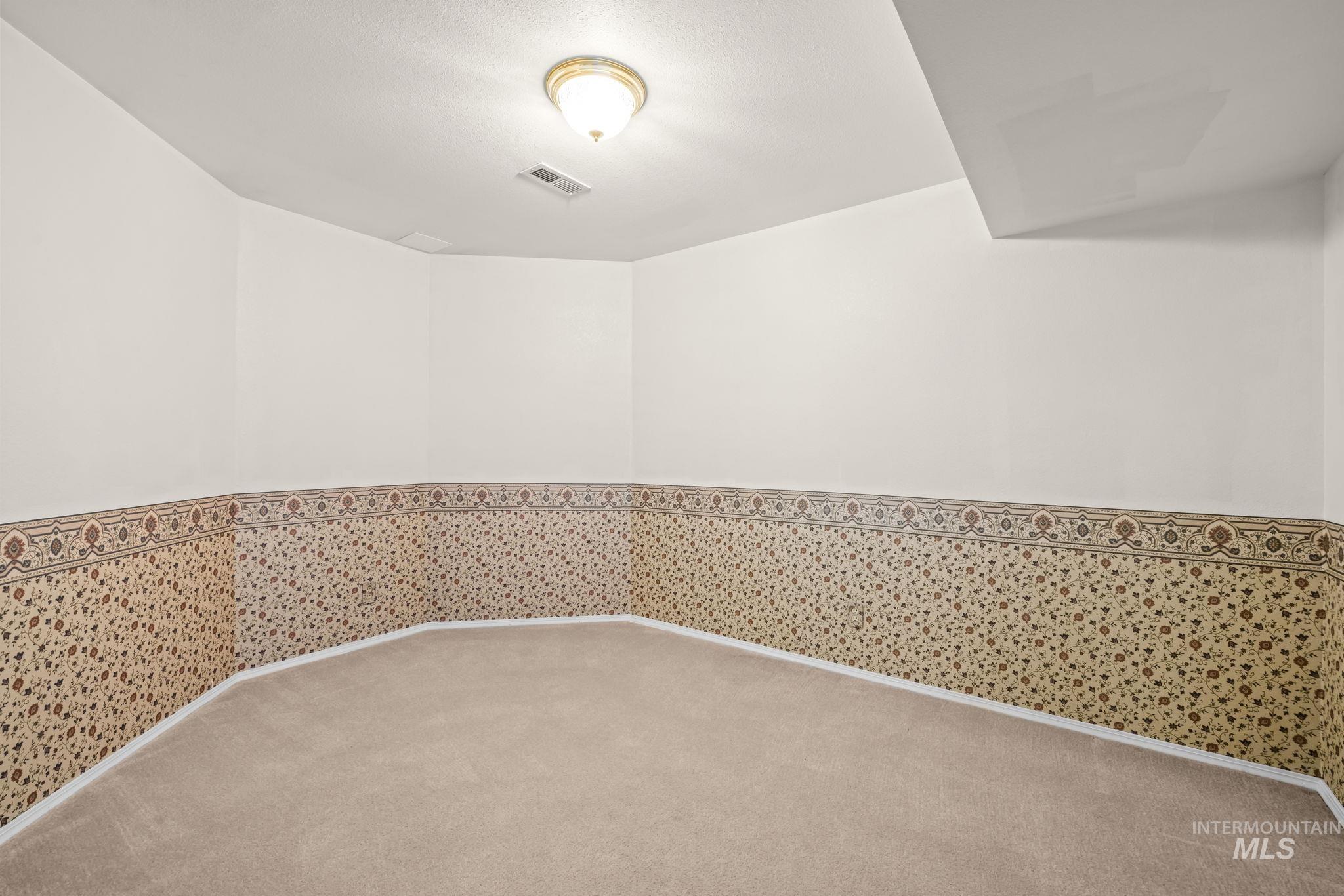 5053 N Fifeshire Pl, Boise, Idaho 83713, 6 Bedrooms, 4.5 Bathrooms, Residential For Sale, Price $999,000,MLS 99001740