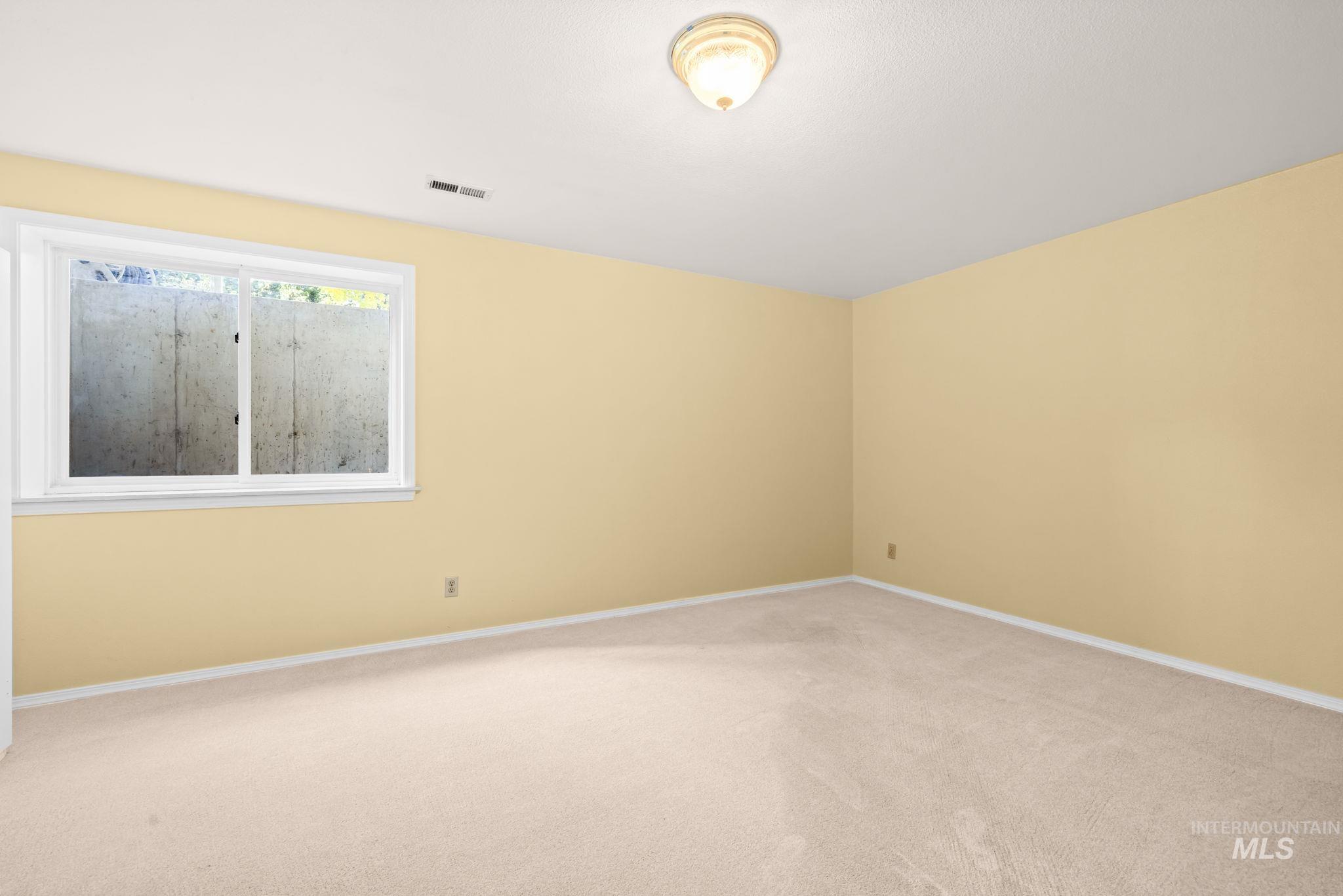 5053 N Fifeshire Pl, Boise, Idaho 83713, 6 Bedrooms, 4.5 Bathrooms, Residential For Sale, Price $999,000,MLS 99001740