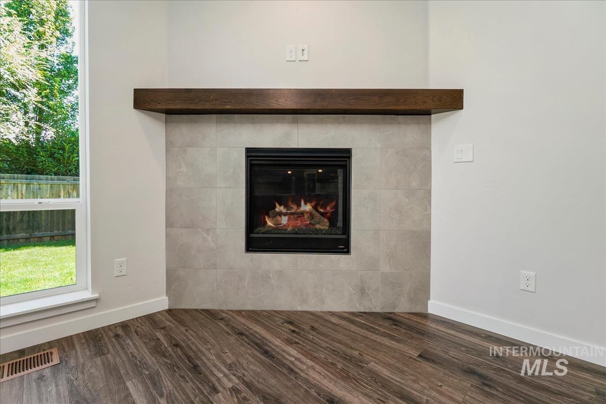 3242 S Annett Avenue, Boise, Idaho 83705, 4 Bedrooms, 2.5 Bathrooms, Residential For Sale, Price $624,900,MLS 99001741
