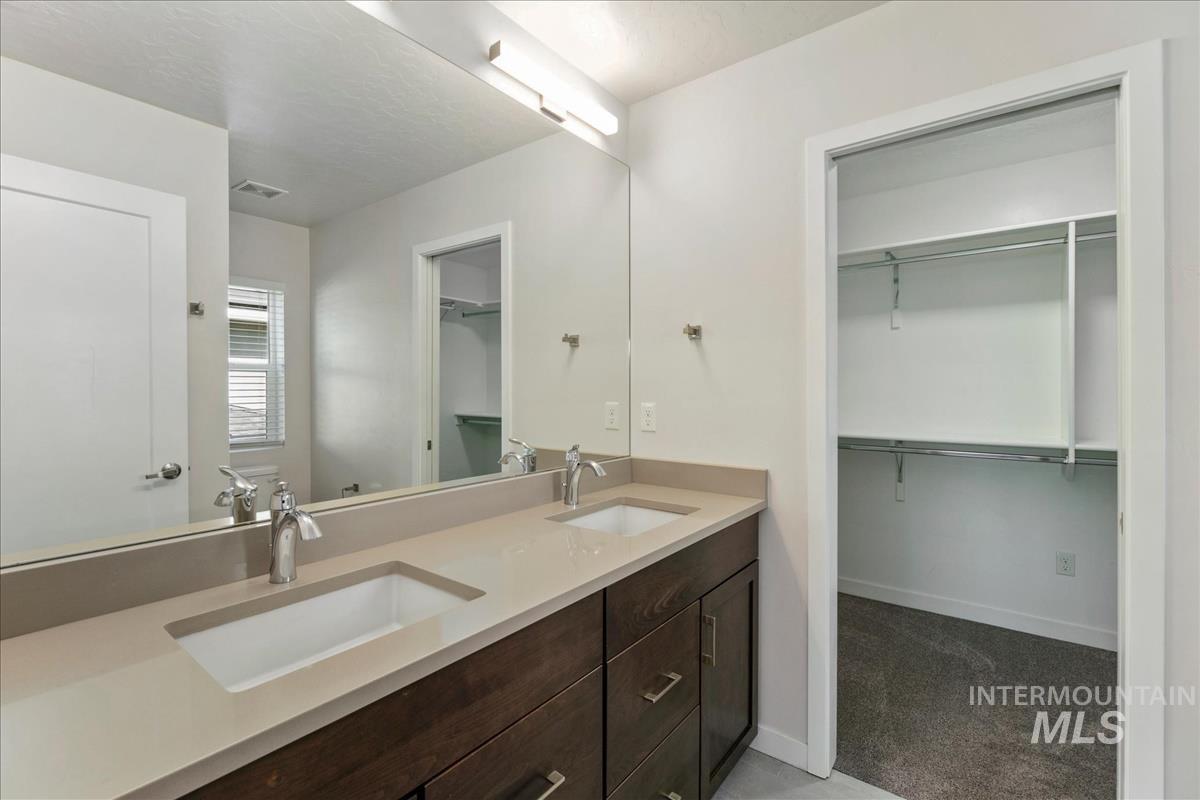 3242 S Annett Avenue, Boise, Idaho 83705, 4 Bedrooms, 2.5 Bathrooms, Residential For Sale, Price $624,900,MLS 99001741