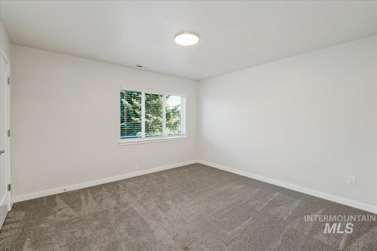 3242 S Annett Avenue, Boise, Idaho 83705, 4 Bedrooms, 2.5 Bathrooms, Residential For Sale, Price $624,900,MLS 99001741