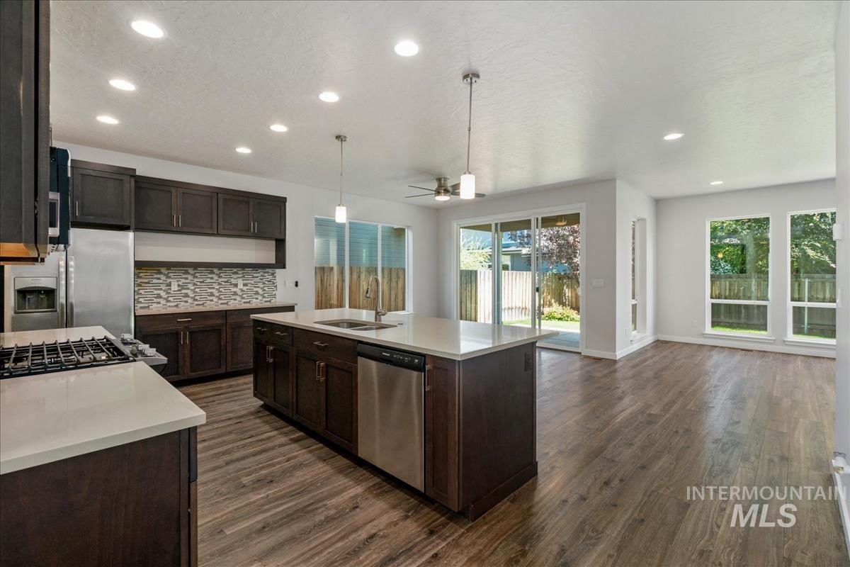 3242 S Annett Avenue, Boise, Idaho 83705, 4 Bedrooms, 2.5 Bathrooms, Residential For Sale, Price $624,900,MLS 99001741