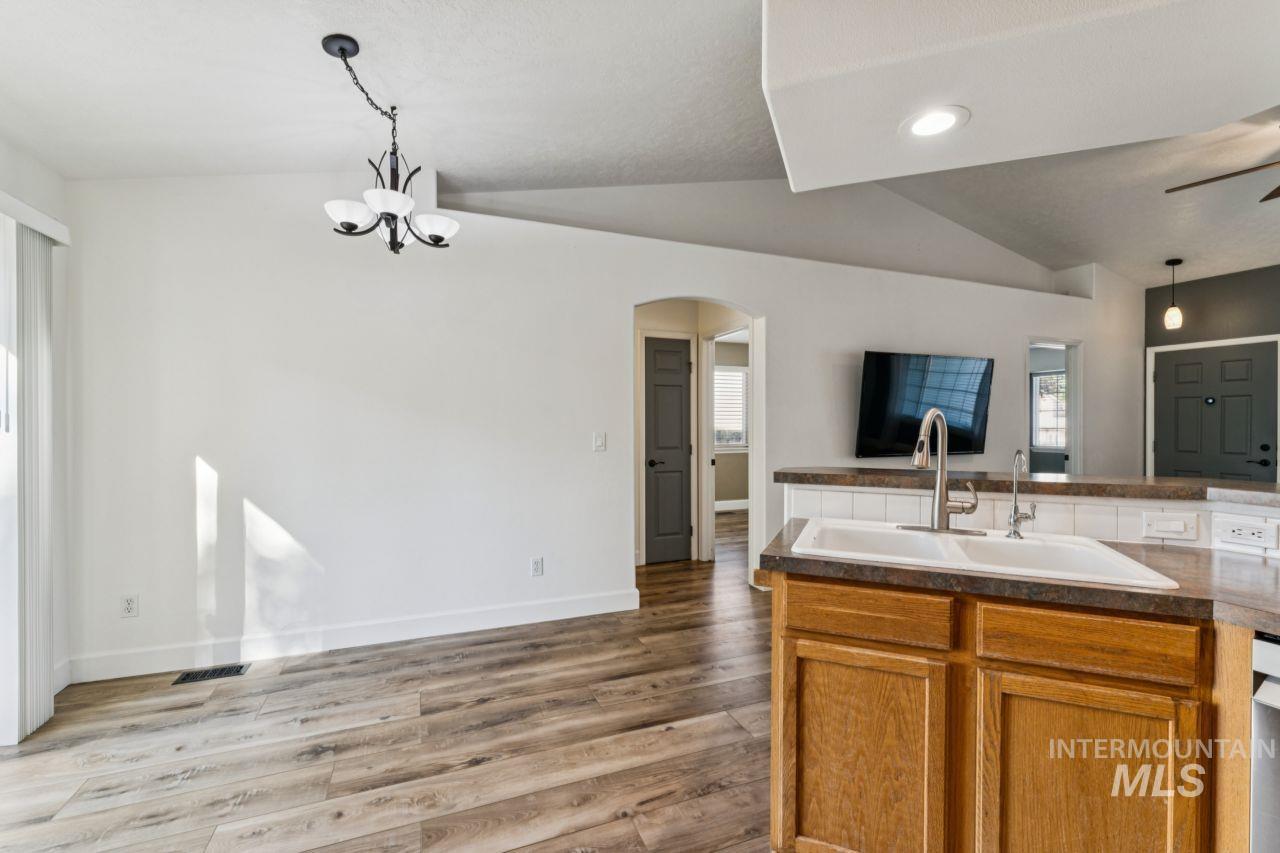377 W Troy St., Kuna, Idaho 83634, 4 Bedrooms, 2 Bathrooms, Residential For Sale, Price $399,990, 99001742