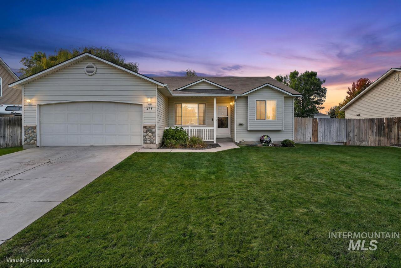 377 W Troy St., Kuna, Idaho 83634, 4 Bedrooms, 2 Bathrooms, Residential For Sale, Price $399,990, 99001742