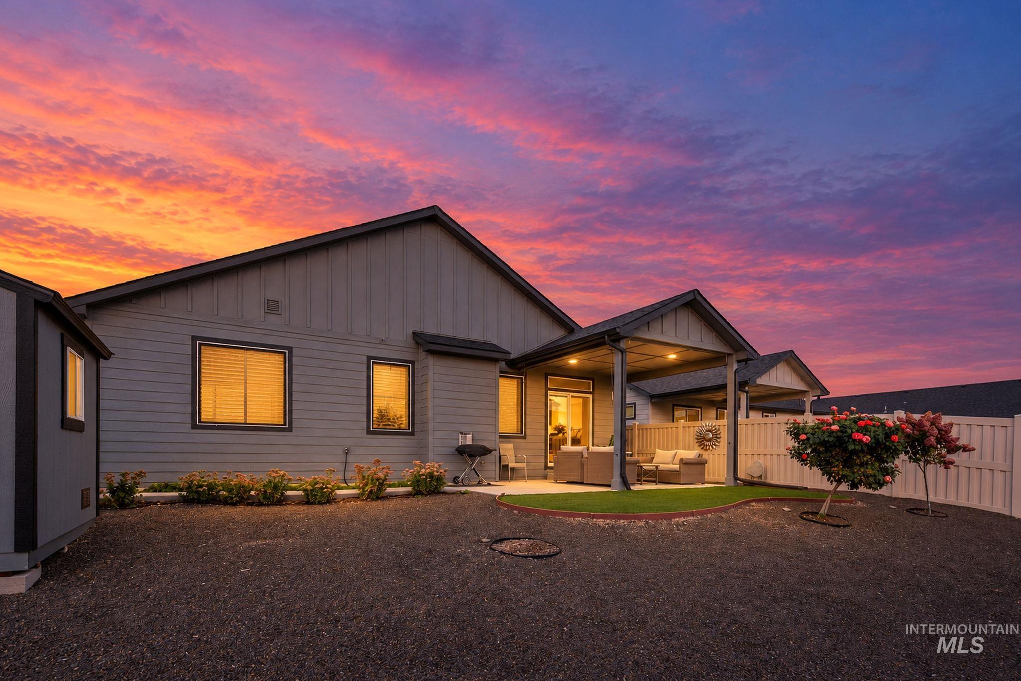 4939 E Patchwork Dr, Nampa, Idaho 83686, 3 Bedrooms, 2 Bathrooms, Residential For Sale, Price $438,900,MLS 99001743