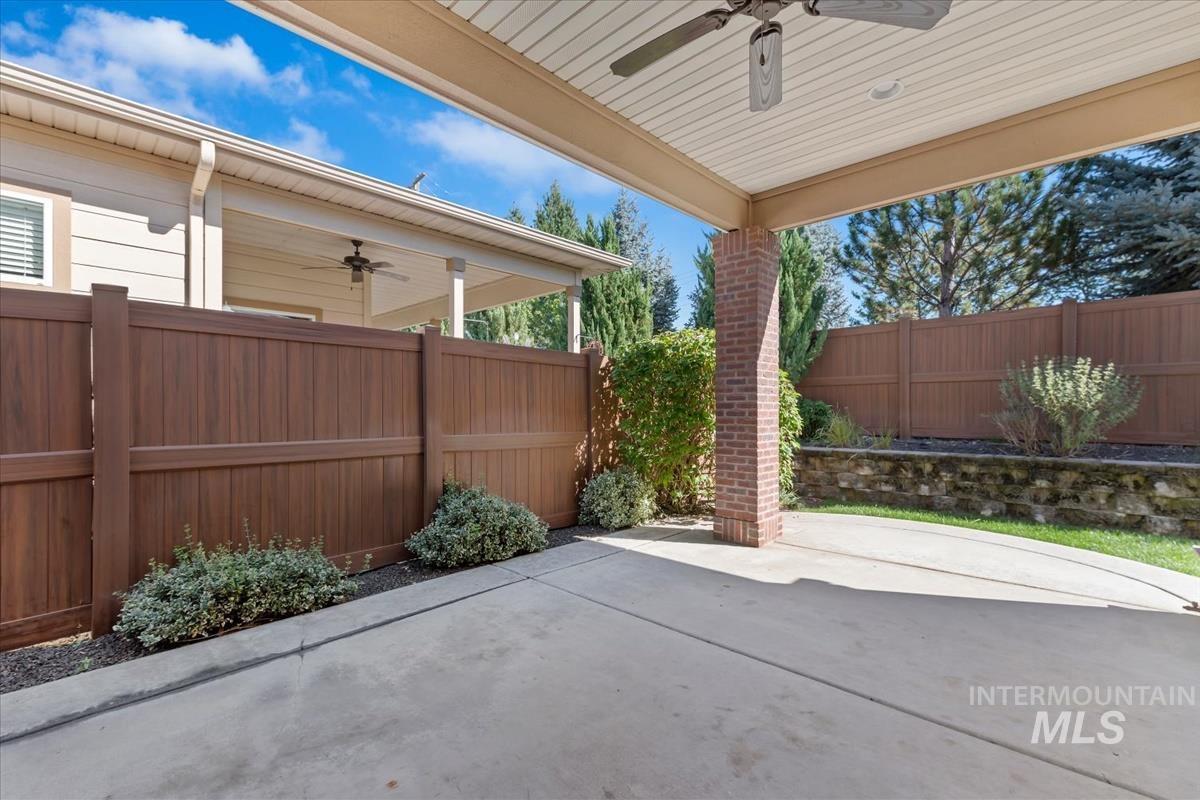 3328 N Sheephorn Ave, Meridian, Idaho 83646, 3 Bedrooms, 2 Bathrooms, Residential For Sale, Price $527,000,MLS 99001744