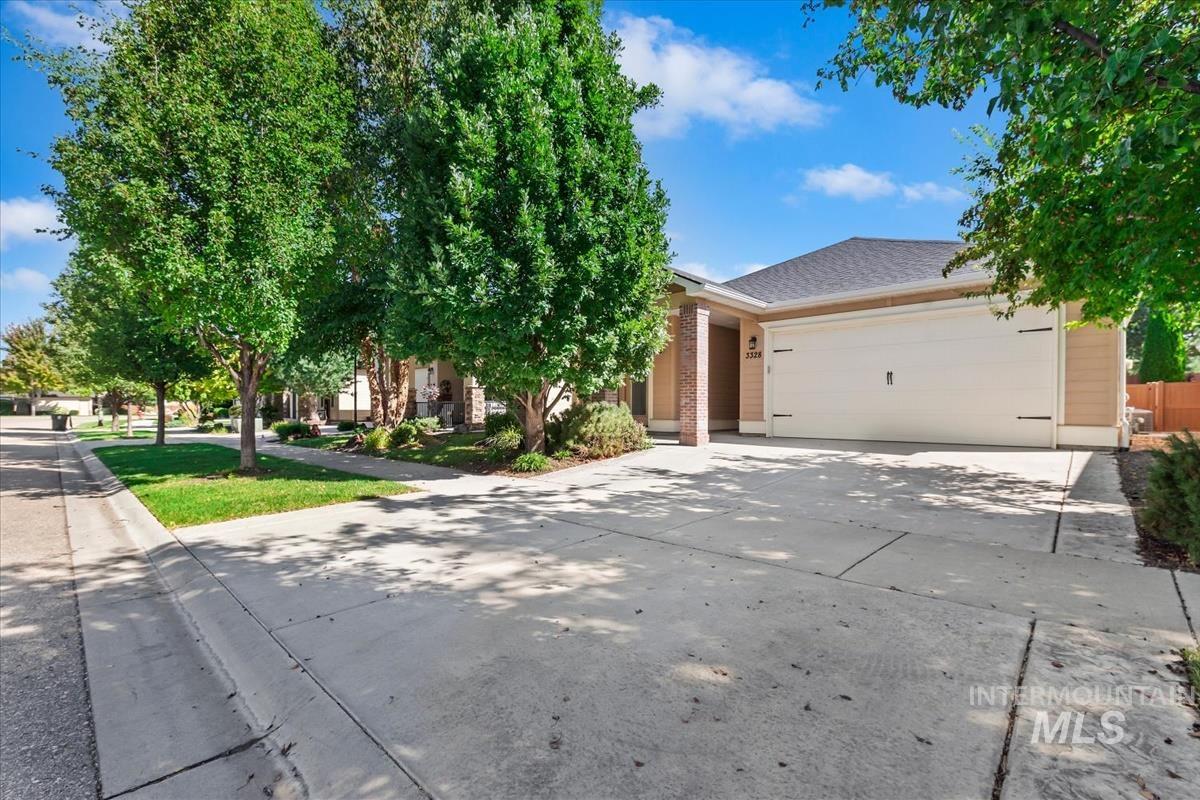 3328 N Sheephorn Ave, Meridian, Idaho 83646, 3 Bedrooms, 2 Bathrooms, Residential For Sale, Price $527,000,MLS 99001744