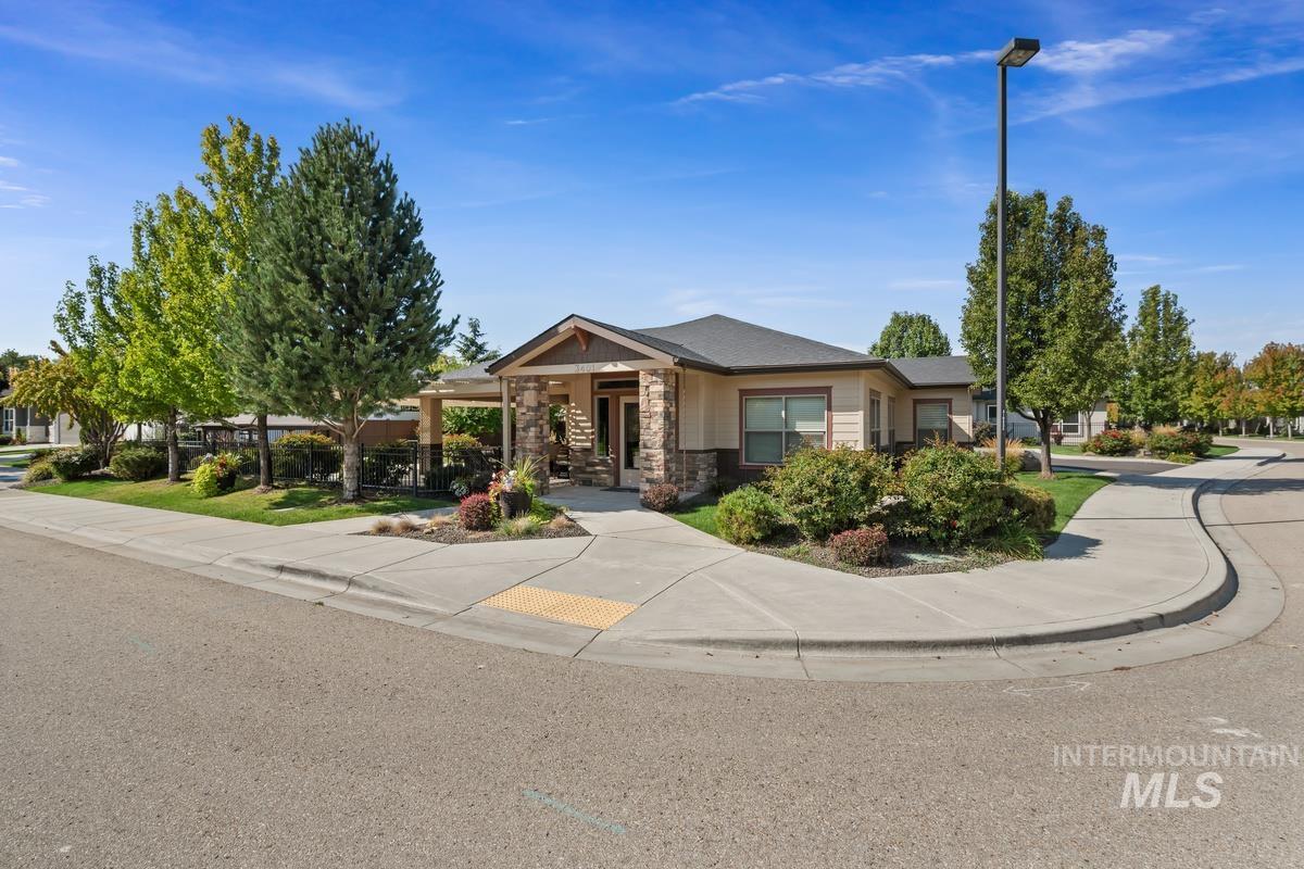 3328 N Sheephorn Ave, Meridian, Idaho 83646, 3 Bedrooms, 2 Bathrooms, Residential For Sale, Price $527,000,MLS 99001744