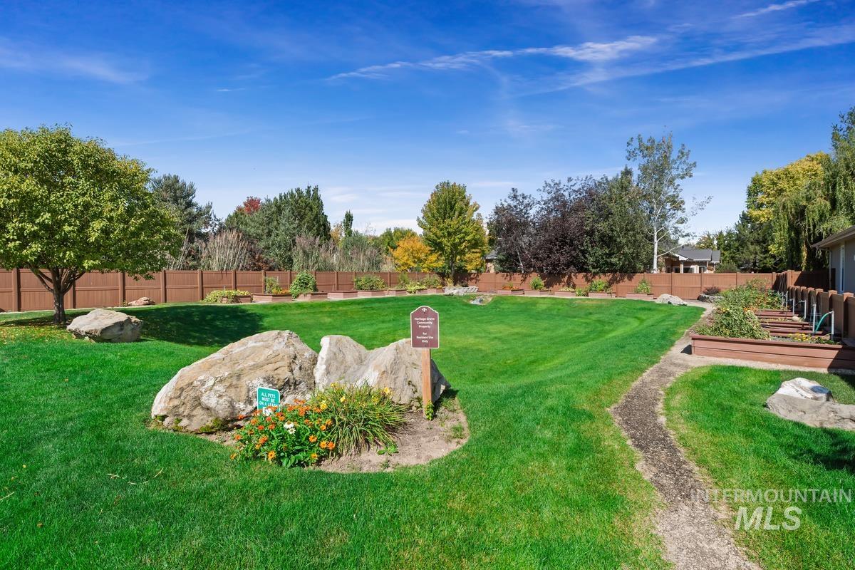 3328 N Sheephorn Ave, Meridian, Idaho 83646, 3 Bedrooms, 2 Bathrooms, Residential For Sale, Price $527,000,MLS 99001744