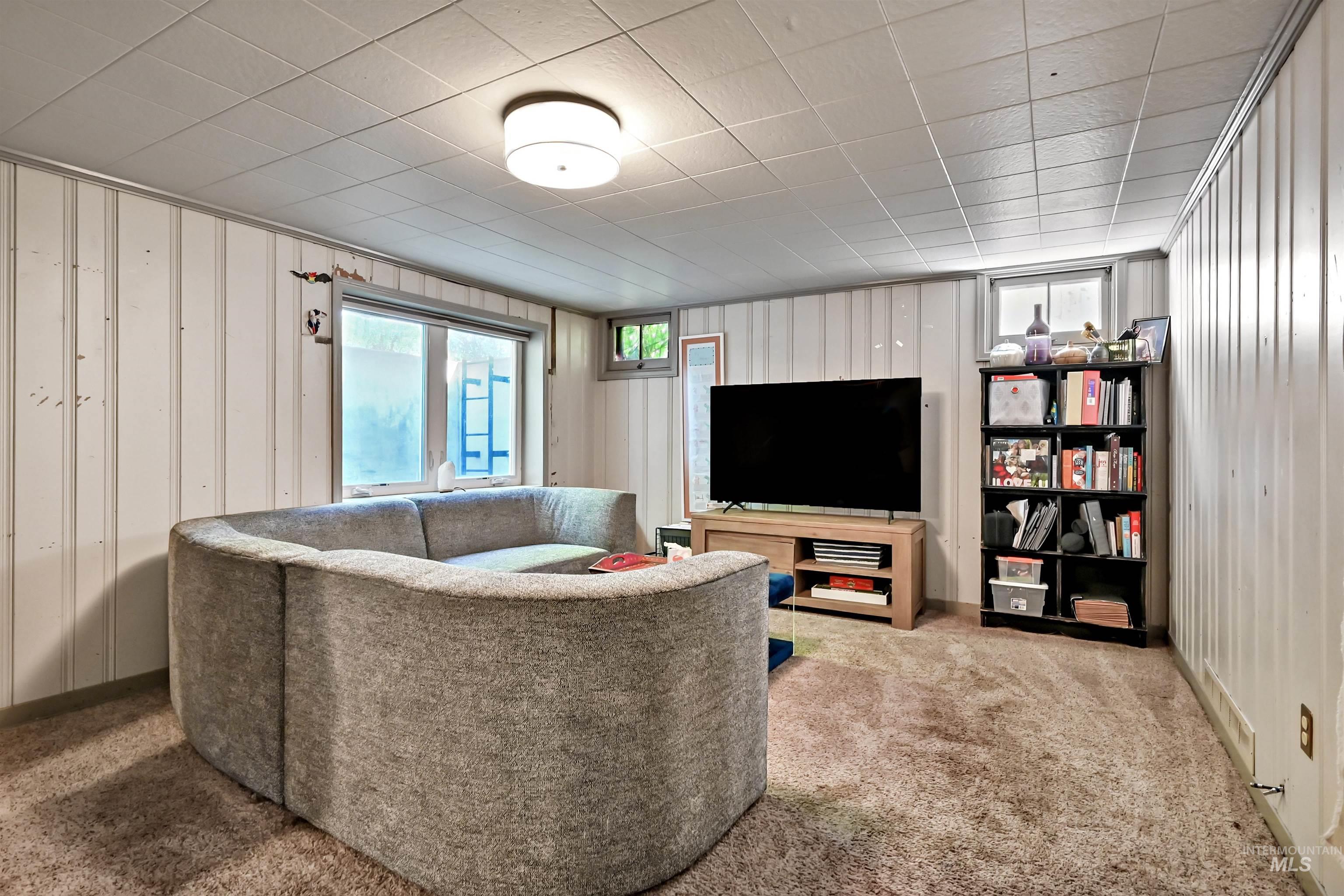2623 W Ellis Avenue, Boise, Idaho 83702, 3 Bedrooms, 2 Bathrooms, Residential For Sale, Price $725,000,MLS 99001745