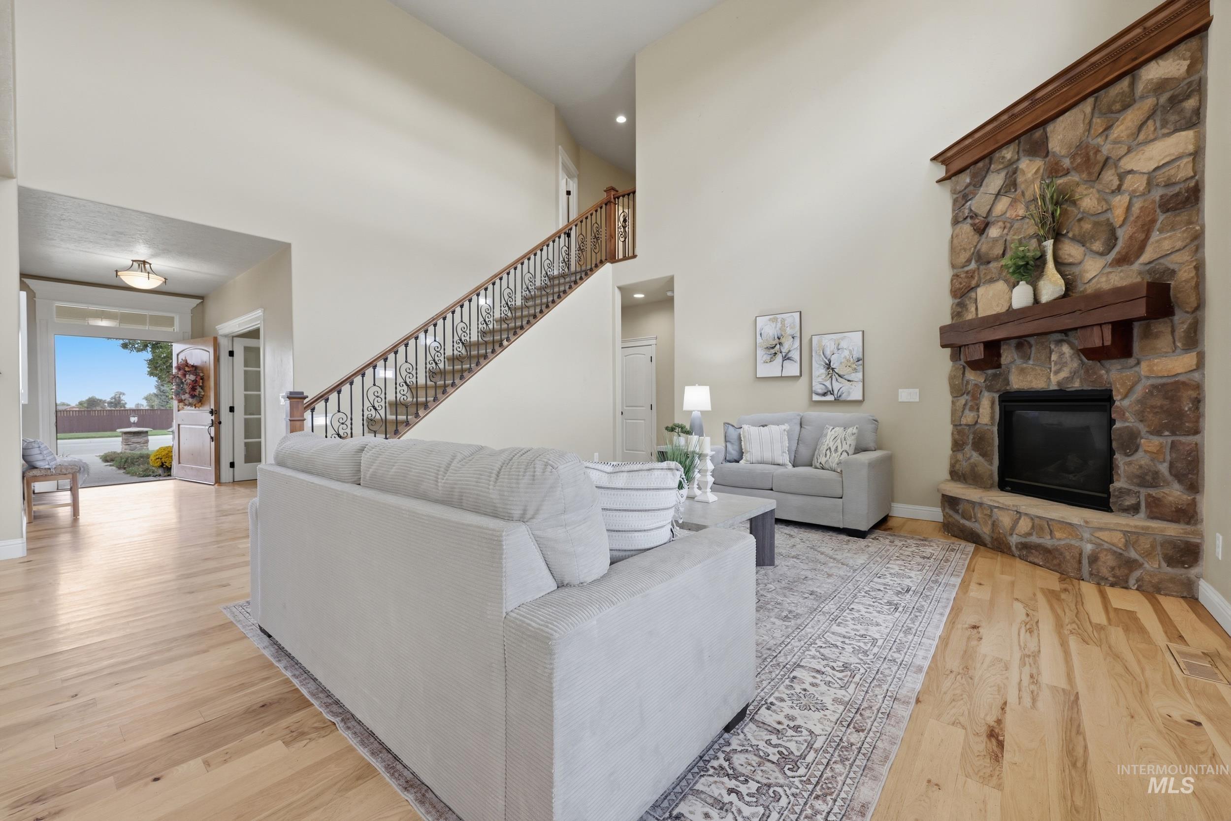 4832 S Nickel Creek Ave, Meridian, Idaho 83642, 6 Bedrooms, 4 Bathrooms, Residential For Sale, Price $995,000,MLS 99001746