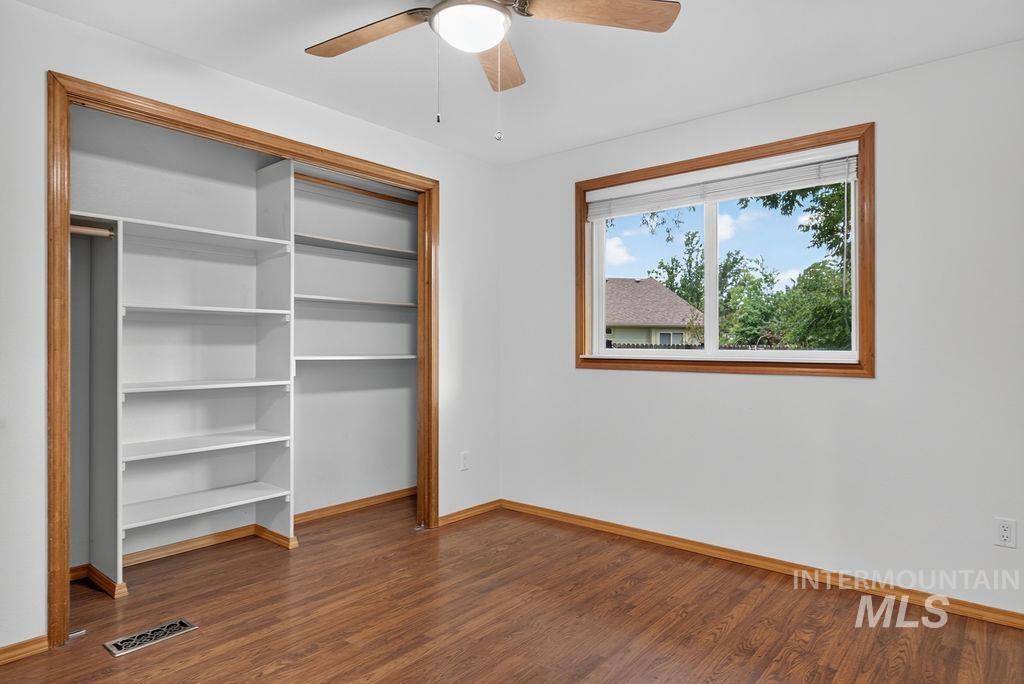 2239 N Carissa Pl, Boise, Idaho 83704, 3 Bedrooms, 2 Bathrooms, Residential For Sale, Price $449,900,MLS 99001748