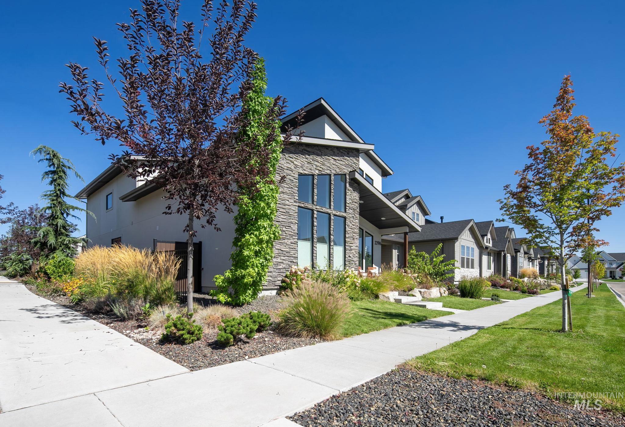 2296 E Valensole St, Meridian, Idaho 83642, 4 Bedrooms, 3 Bathrooms, Residential For Sale, Price $675,000,MLS 99001751