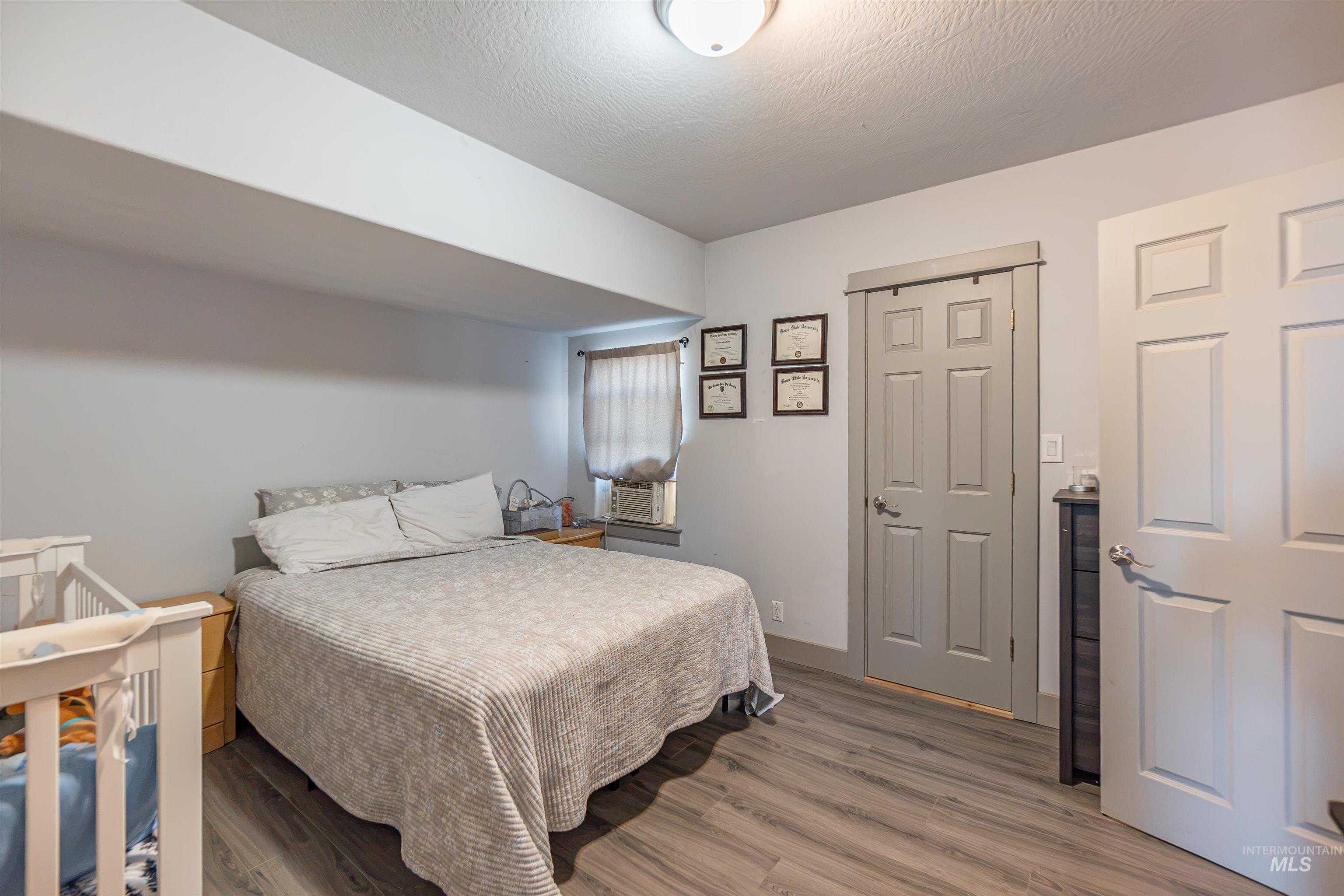 402 SW 4th, Fruitland, Idaho 83619, 2 Bedrooms, 1 Bathroom, Residential For Sale, Price $309,000, 99001752