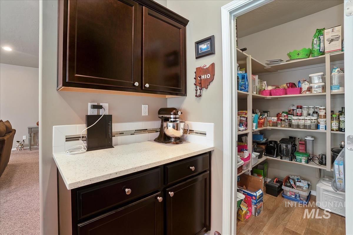 1498 N Steens Ave, Kuna, Idaho 83634, 3 Bedrooms, 2 Bathrooms, Residential For Sale, Price $438,000,MLS 99001753
