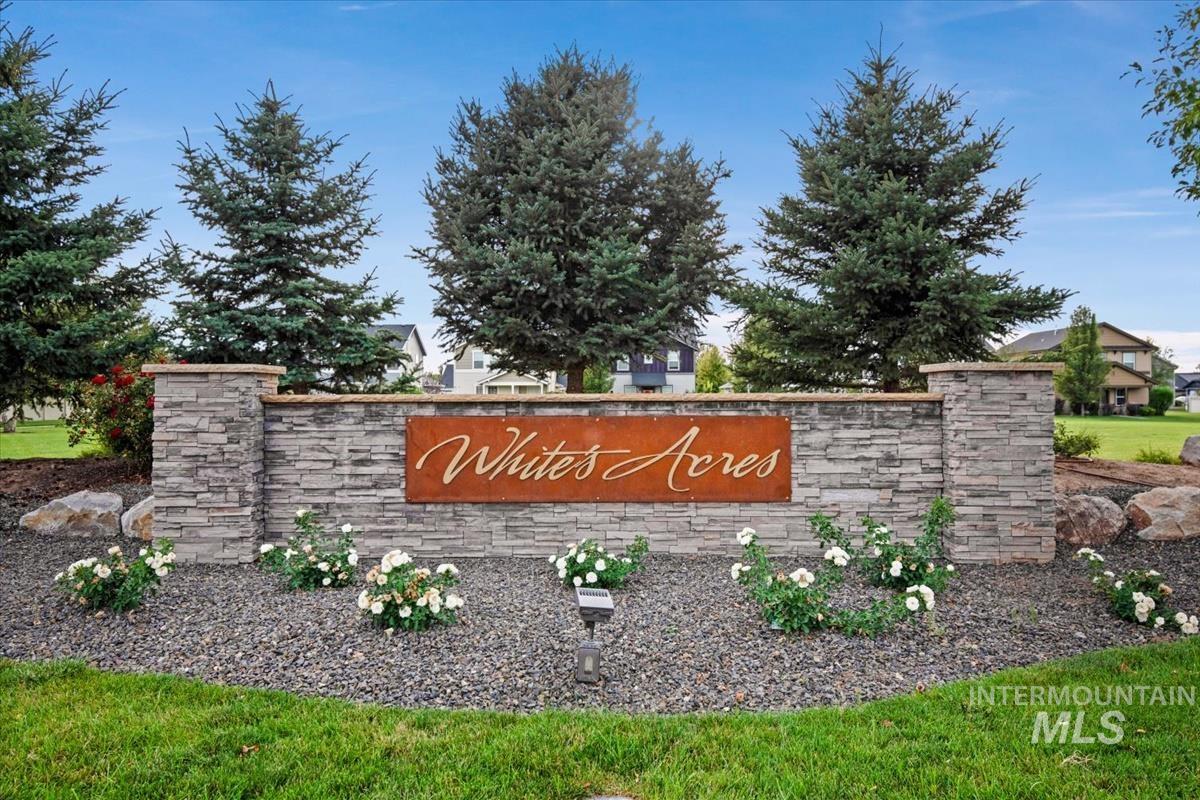 188 W Halpin St, Meridian, Idaho 83646, 3 Bedrooms, 2.5 Bathrooms, Residential For Sale, Price $439,990,MLS 99001754