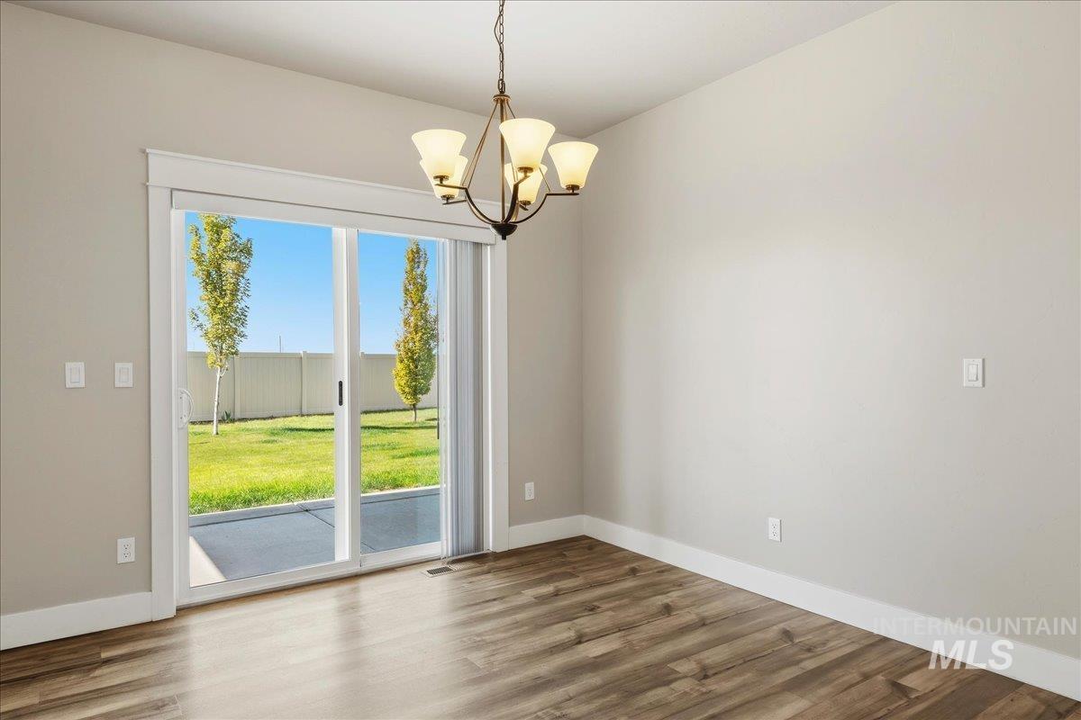 12941 S Salerno Ave, Nampa, Idaho 83686, 3 Bedrooms, 2 Bathrooms, Residential For Sale, Price $435,000,MLS 99001756