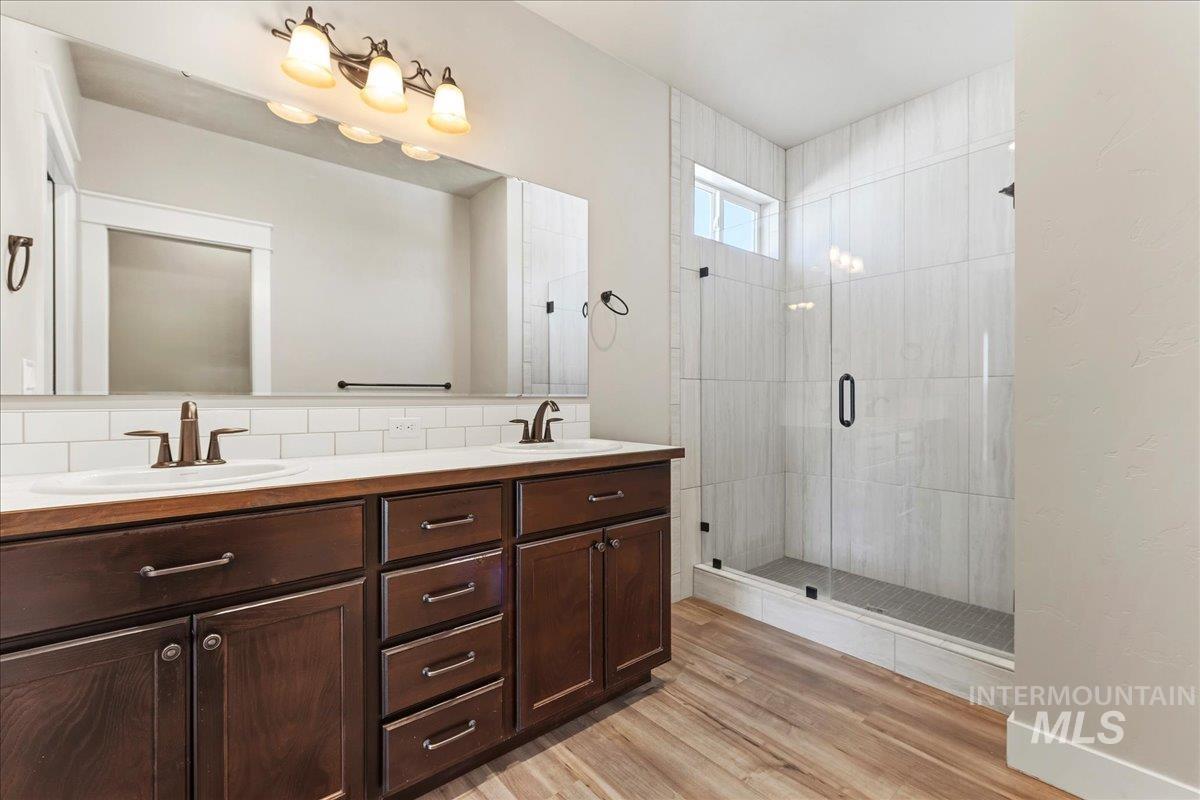 12941 S Salerno Ave, Nampa, Idaho 83686, 3 Bedrooms, 2 Bathrooms, Residential For Sale, Price $435,000,MLS 99001756