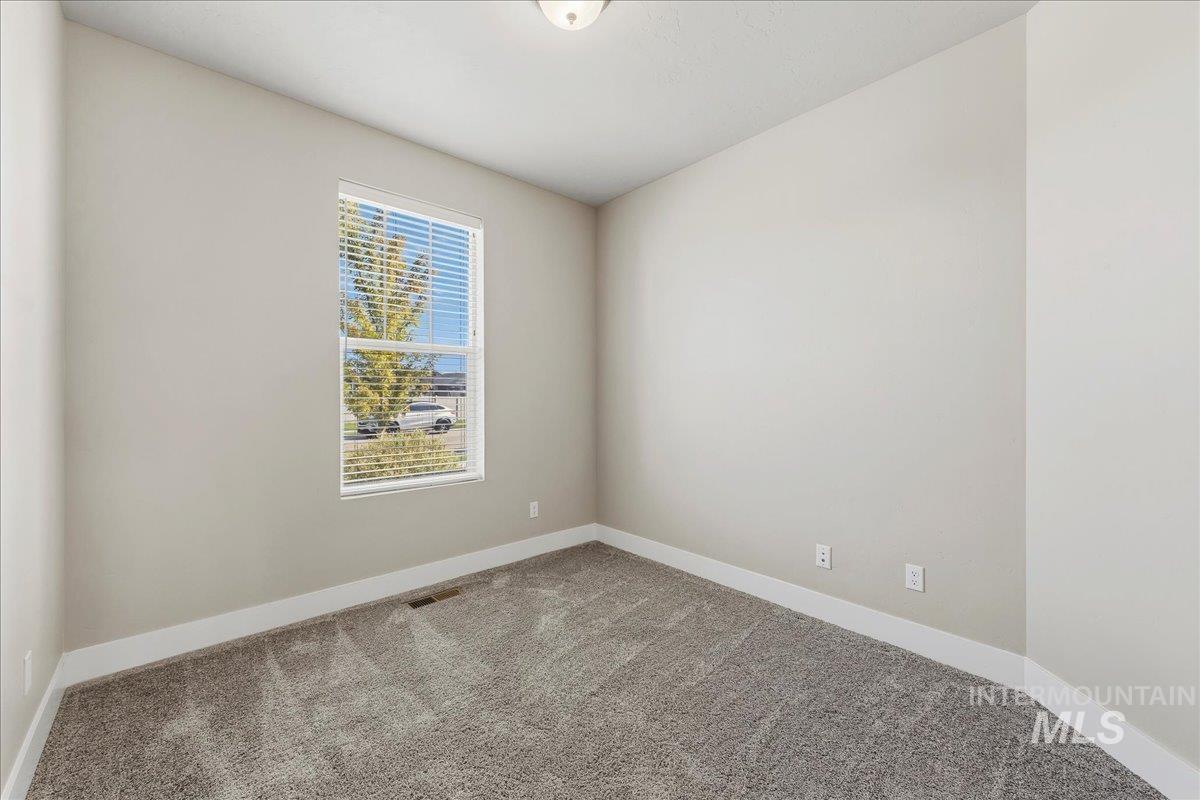 12941 S Salerno Ave, Nampa, Idaho 83686, 3 Bedrooms, 2 Bathrooms, Residential For Sale, Price $435,000,MLS 99001756