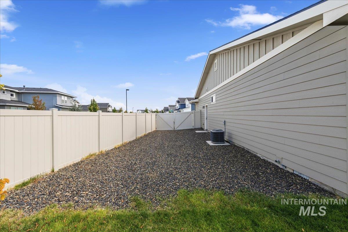 12941 S Salerno Ave, Nampa, Idaho 83686, 3 Bedrooms, 2 Bathrooms, Residential For Sale, Price $435,000,MLS 99001756