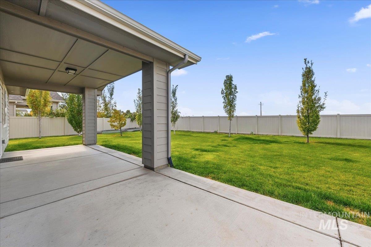 12941 S Salerno Ave, Nampa, Idaho 83686, 3 Bedrooms, 2 Bathrooms, Residential For Sale, Price $435,000,MLS 99001756