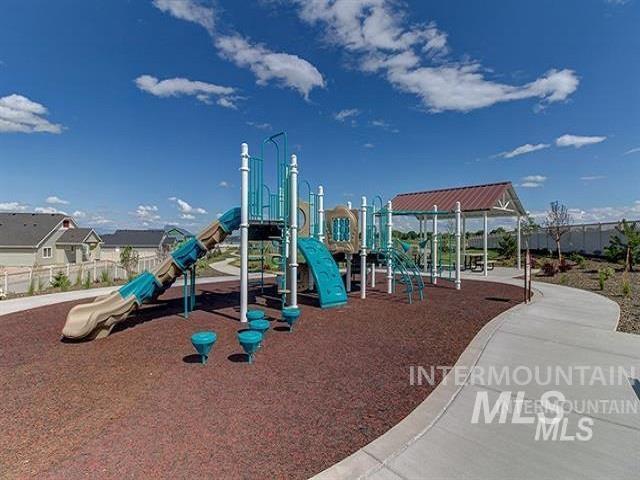 12941 S Salerno Ave, Nampa, Idaho 83686, 3 Bedrooms, 2 Bathrooms, Residential For Sale, Price $435,000,MLS 99001756