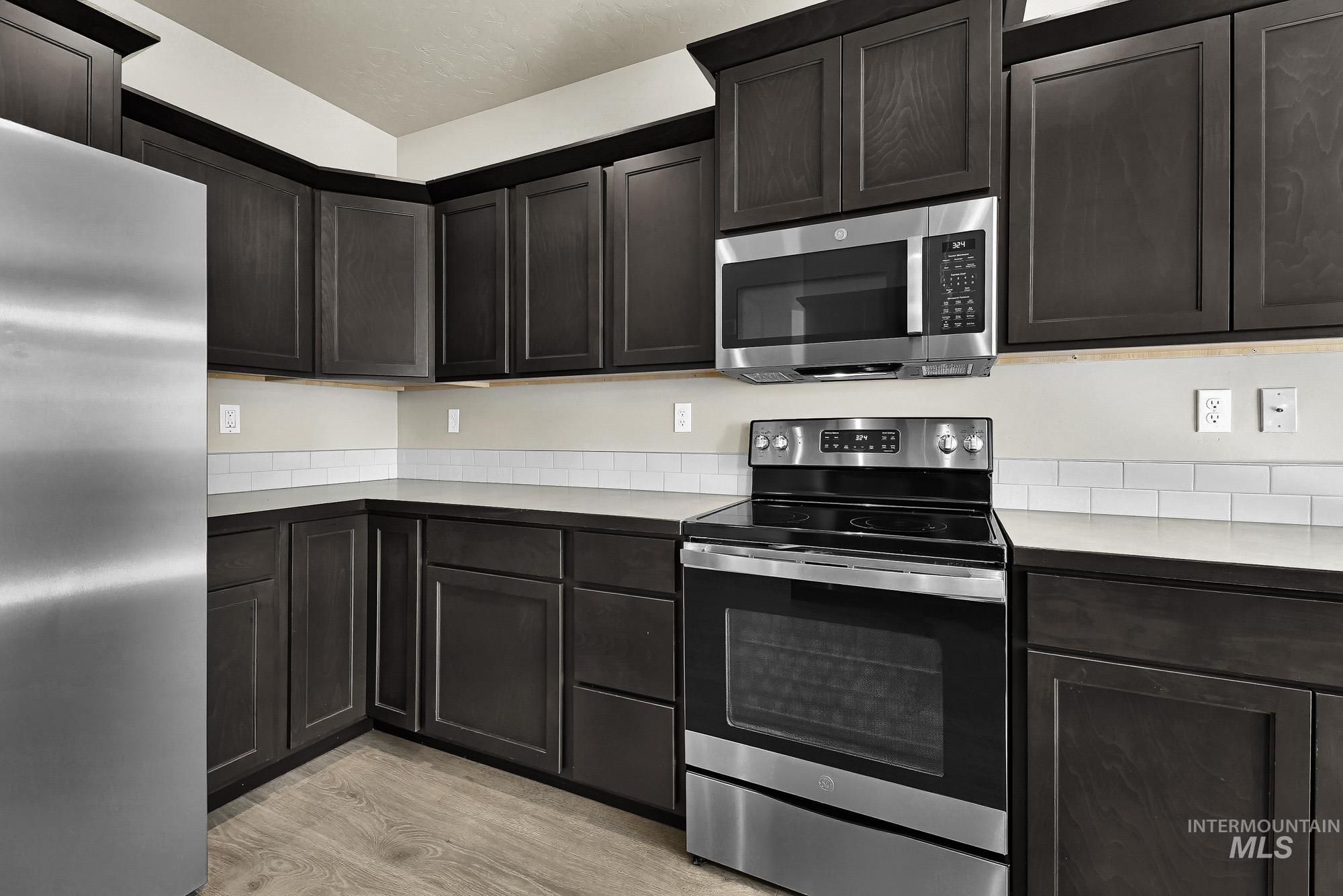 2517 W Skylar St, Nampa, Idaho 83686, 3 Bedrooms, 2 Bathrooms, Residential For Sale, Price $415,000,MLS 99001757