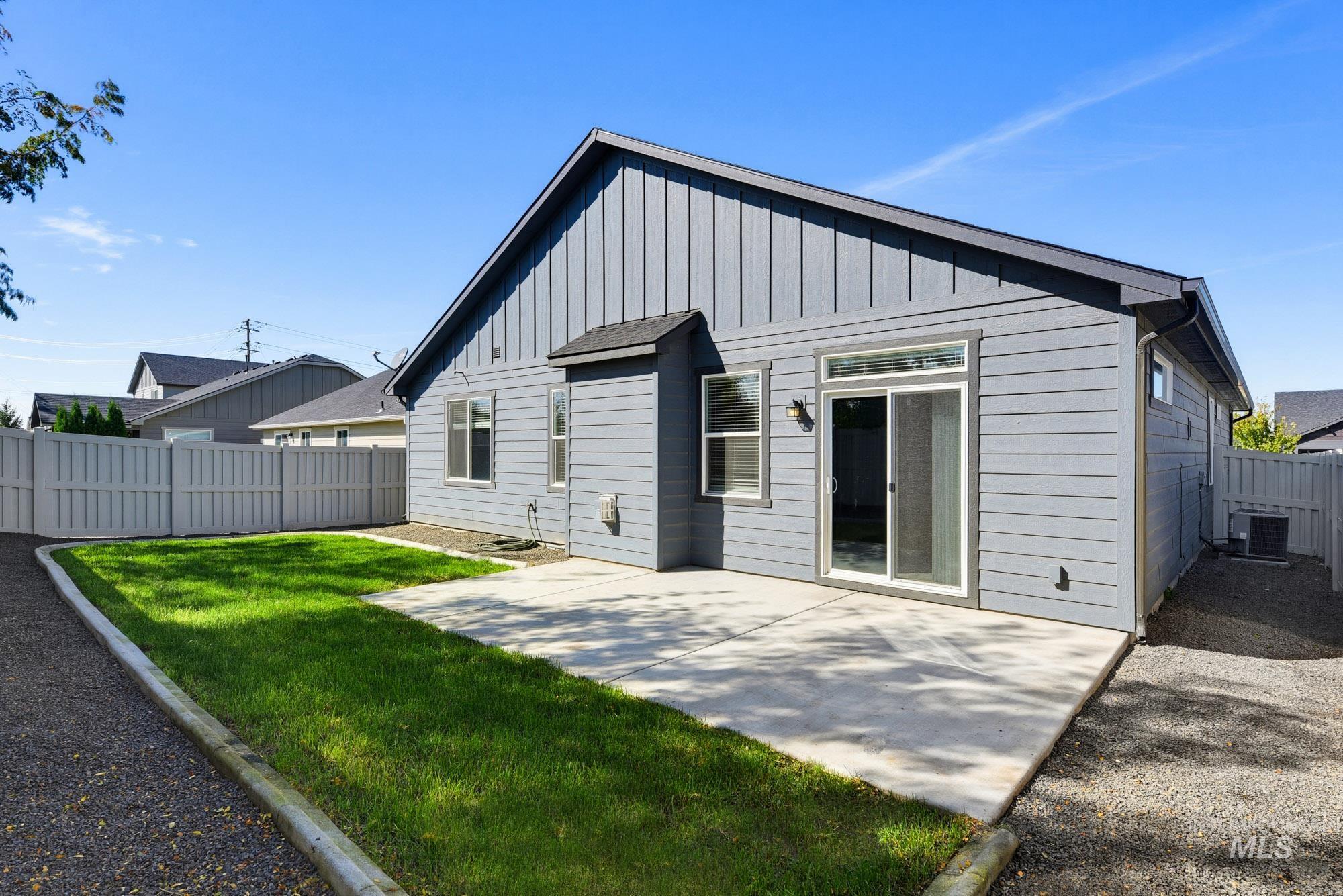 2517 W Skylar St, Nampa, Idaho 83686, 3 Bedrooms, 2 Bathrooms, Residential For Sale, Price $415,000,MLS 99001757