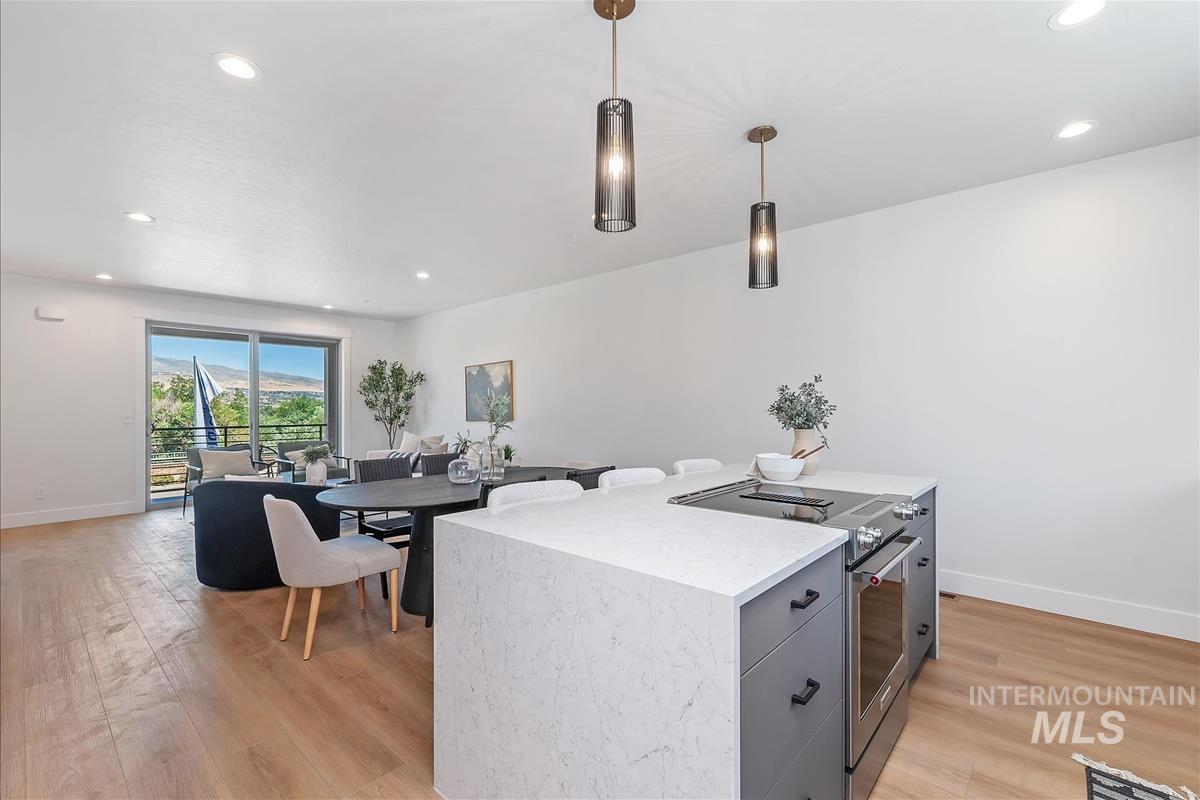 1709 S Federal Way, Boise, Idaho 83705, 3 Bedrooms, 3.5 Bathrooms, Residential For Sale, Price $544,880,MLS 99001759